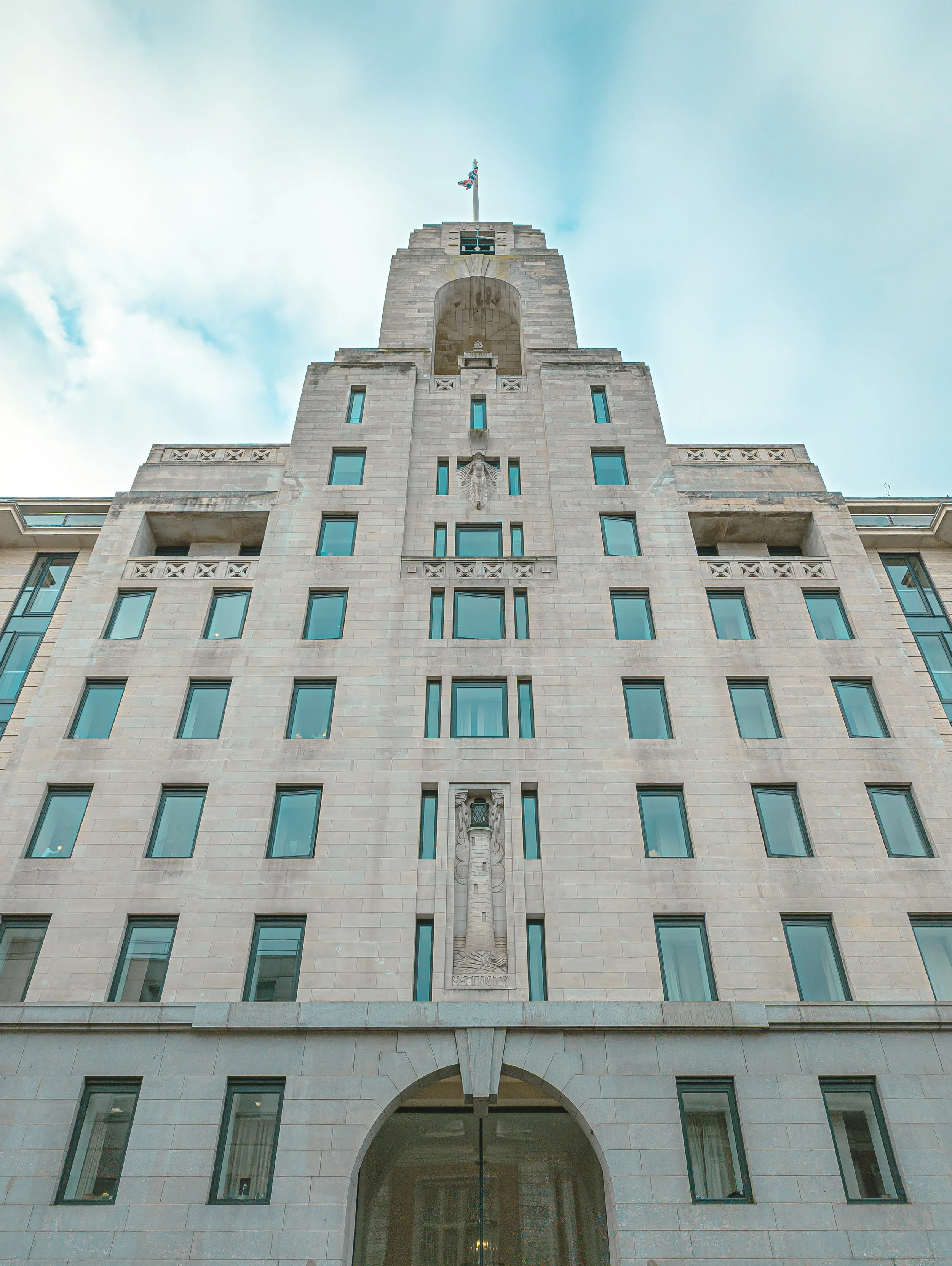 London_Building_1.JPG