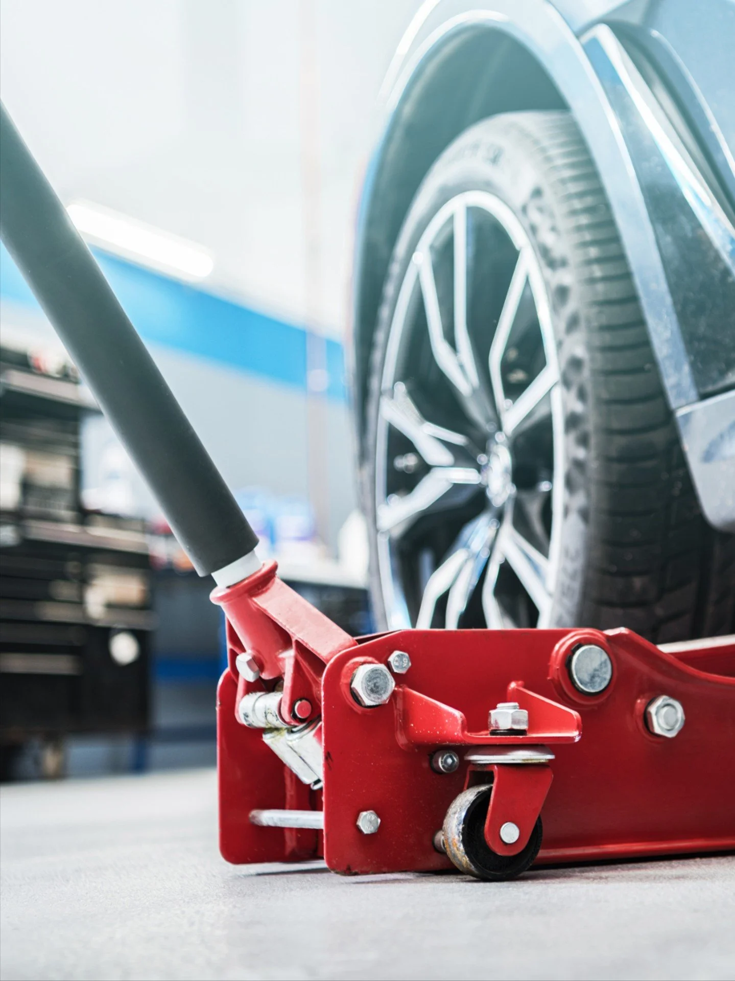 We are excited to welcome a new family-owned local auto repair client to our marketing group! 🚗 🔧

Supporting local businesses like this means helping them stay visible, trusted, and top of mind when Lowcountry customers need them most in 2026.

#n