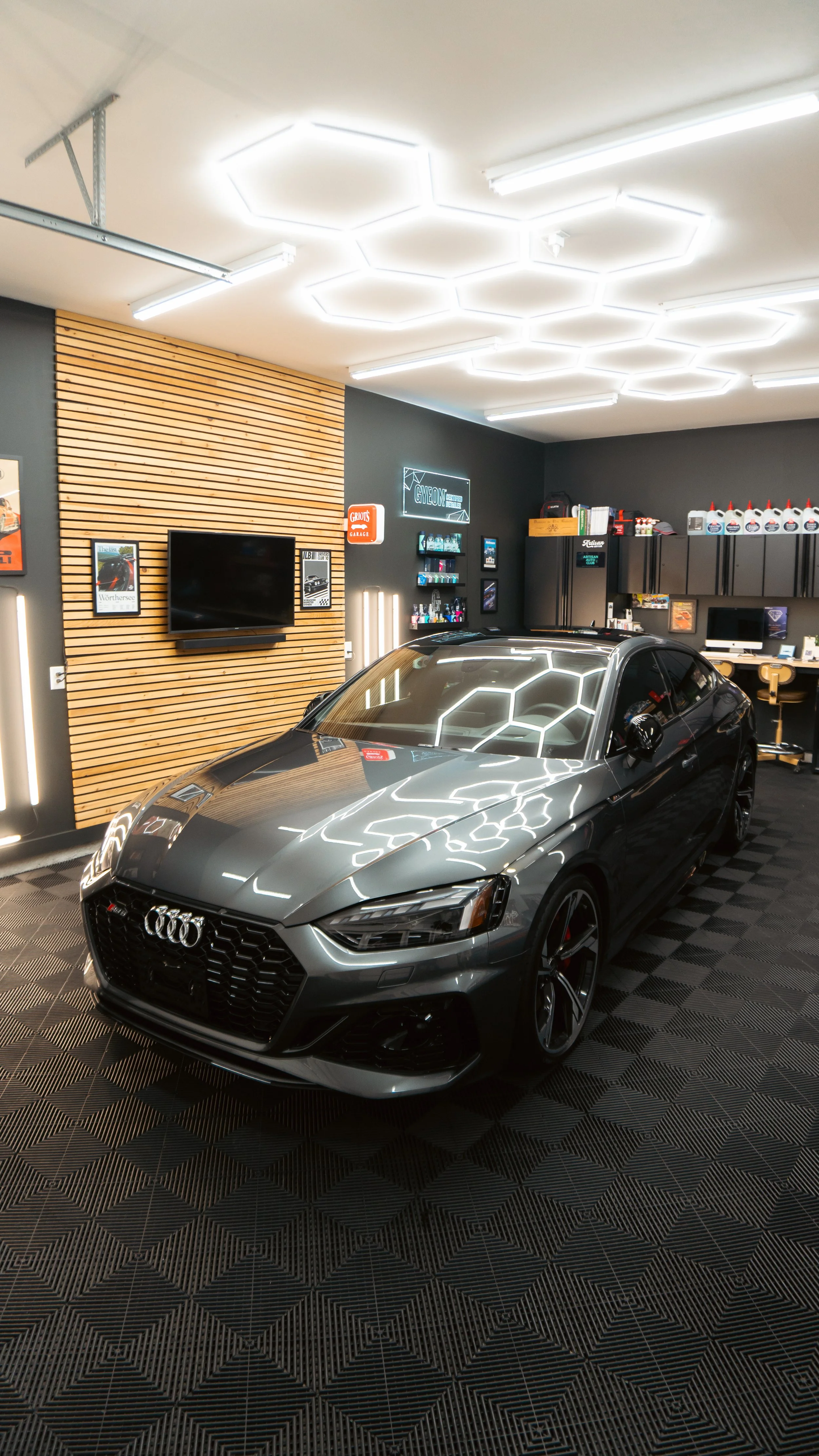 #034 - 2023 Audi RS5