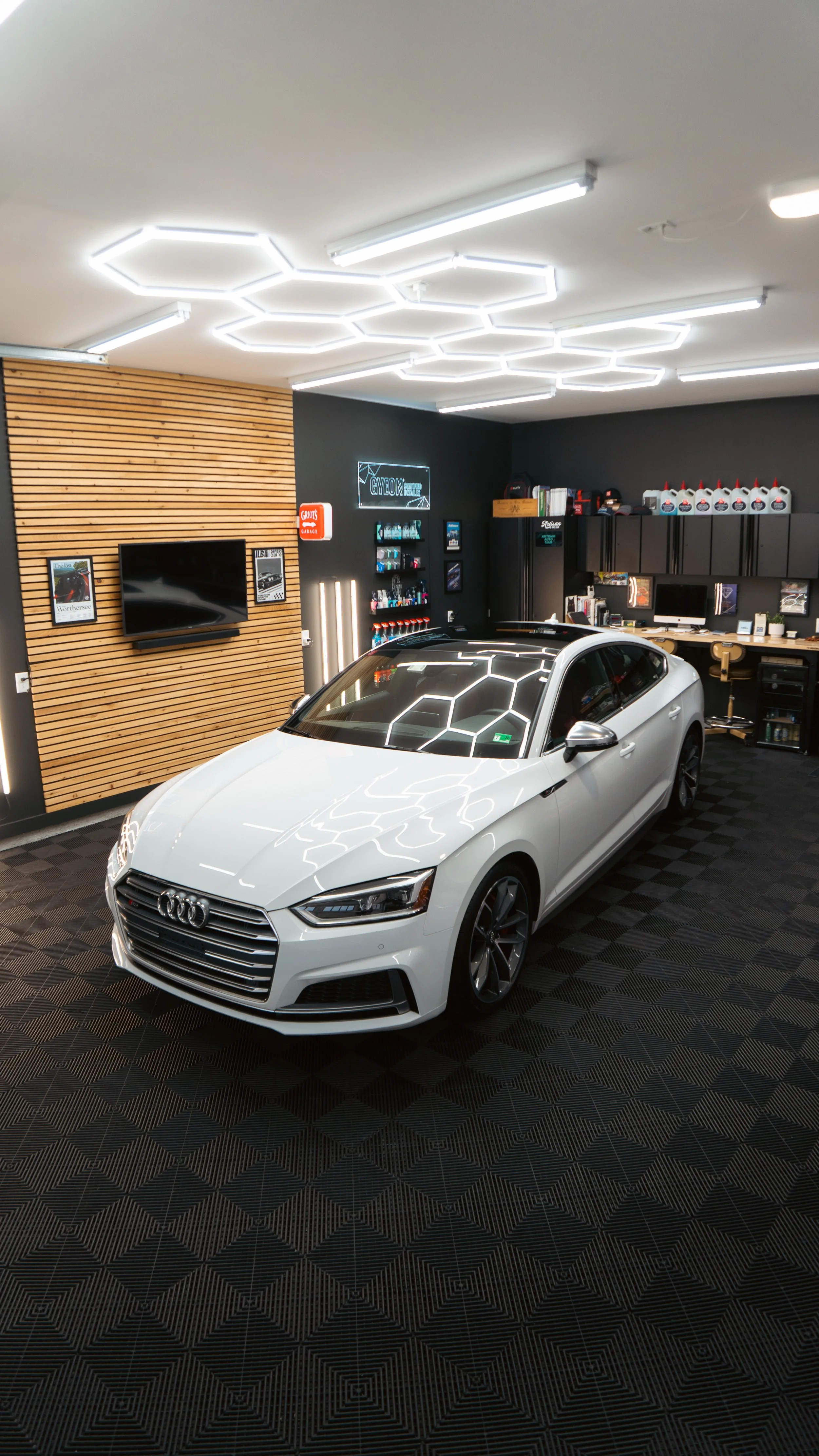 #040 - 2020 Audi S5
