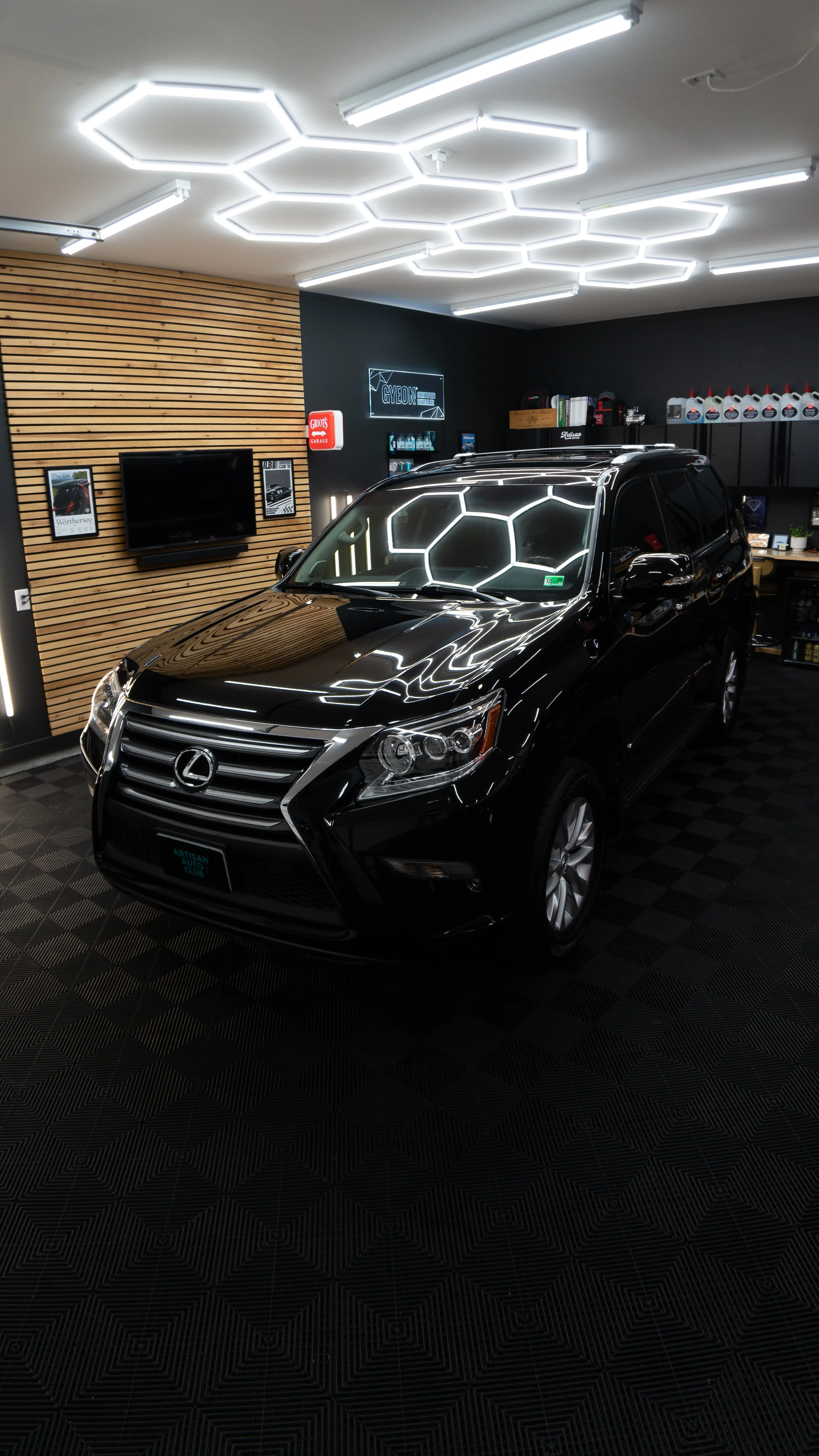 #042 - 2018 Lexus GX460