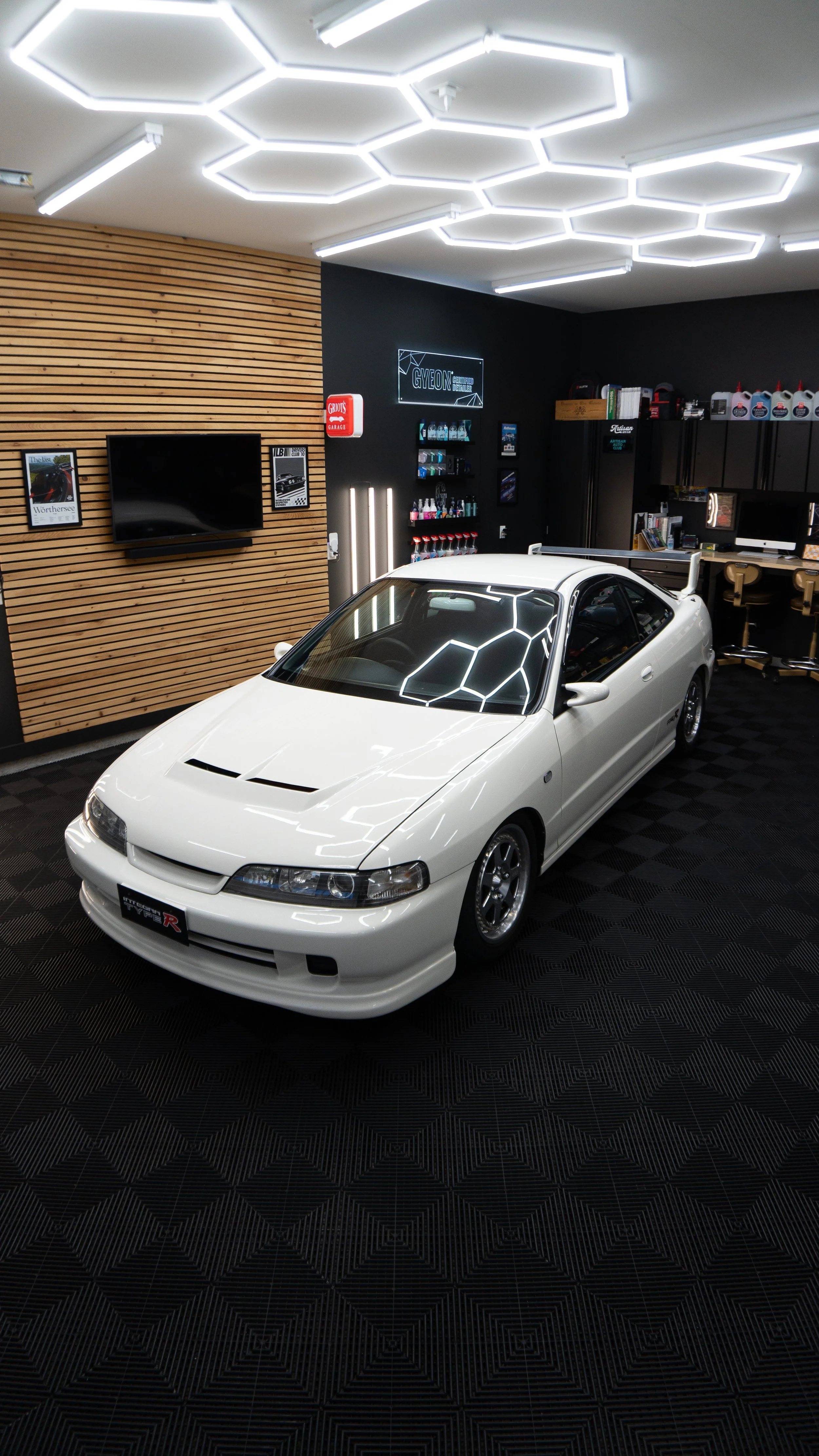 #046 - 1996 Honda Integra Type R