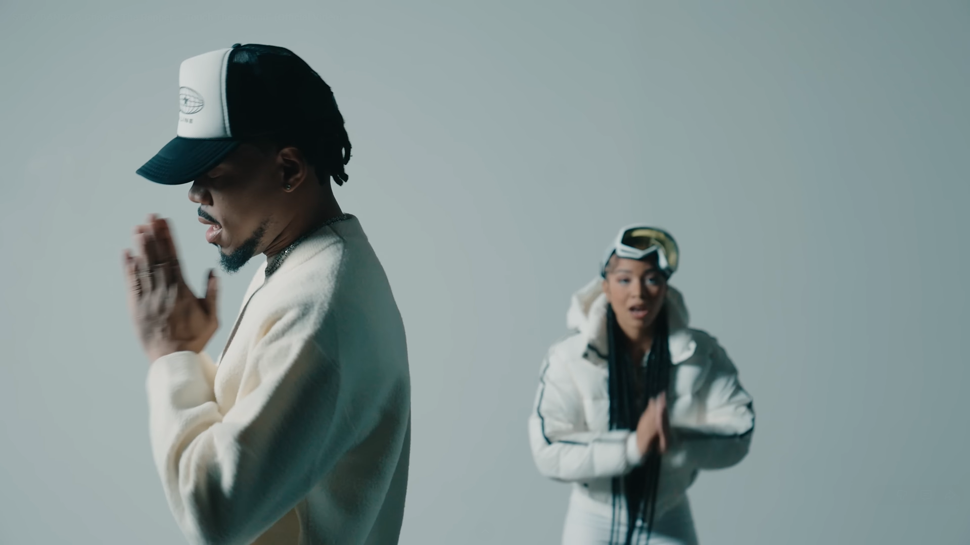 STAR BANDZ, Chance The Rapper - Touch The Ground