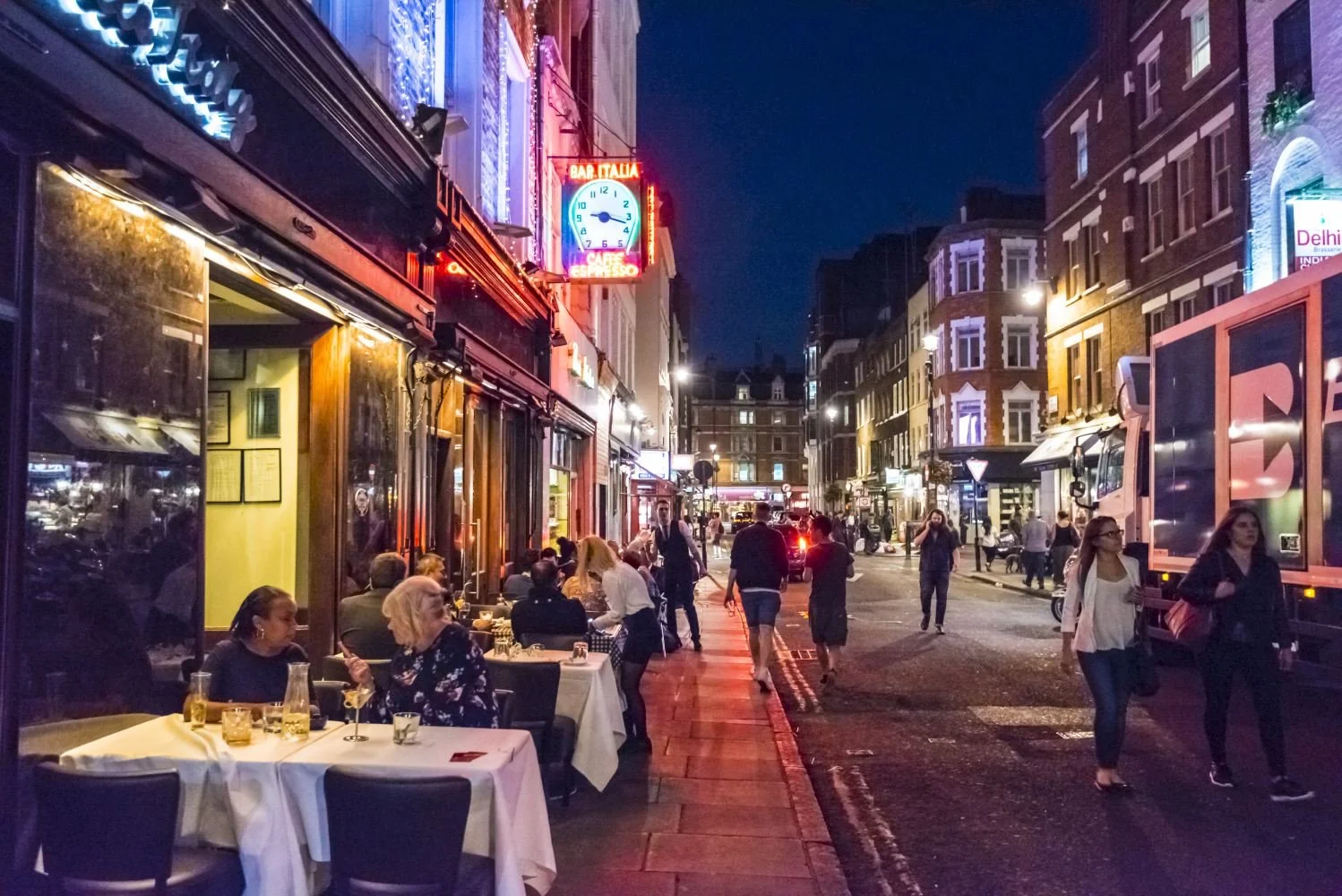 soho_street_london_night.JPG