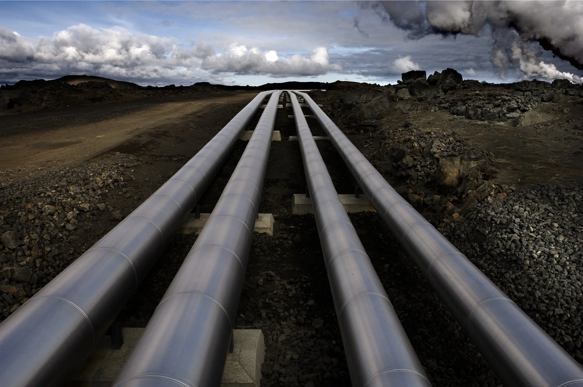steam pipeline in Iceland