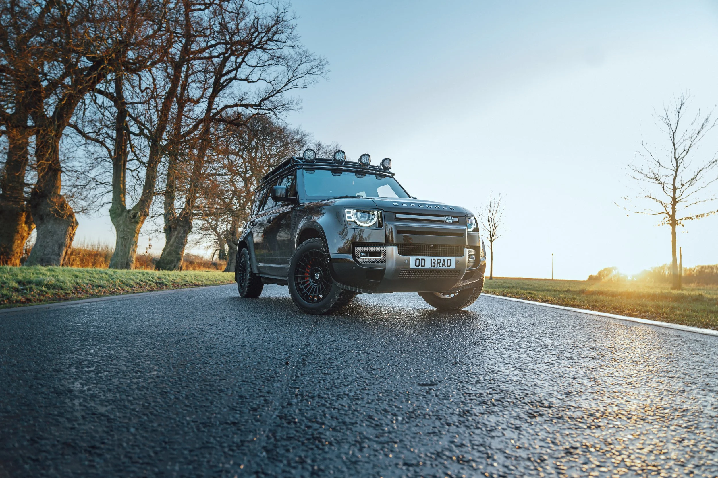 From the ground - Roof rack fitted with 4 additional spotlights