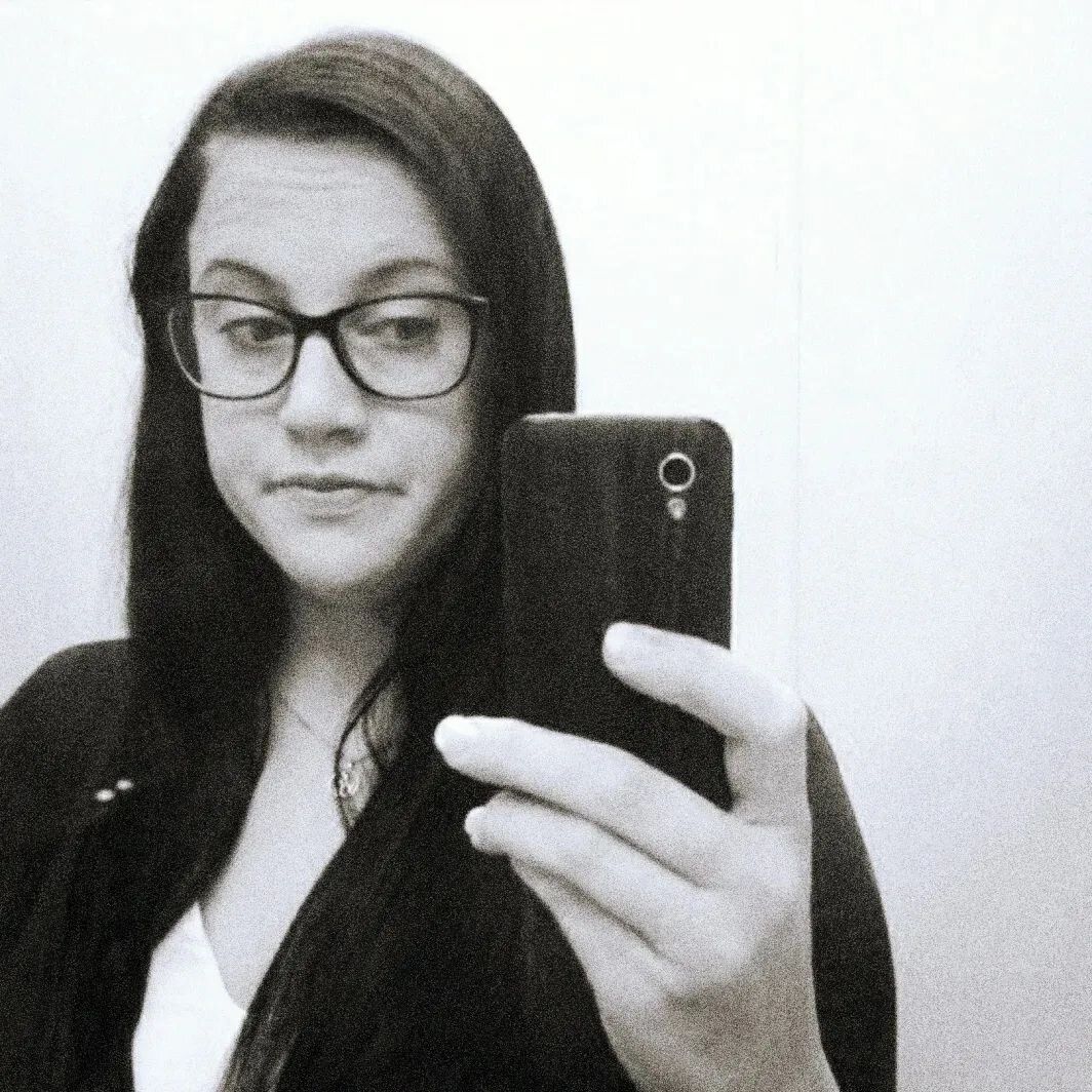 Cry baby, cry.

#panicattack #shortstoriesofinstagram #shortstory #shortstorywriter #shortshorts #shortstories #panicattacks #panicdisorder #mentalhealth #generalisedanxietydisorder #fictionwriter #publictoilets #publictoiletselfies #publictoilet
