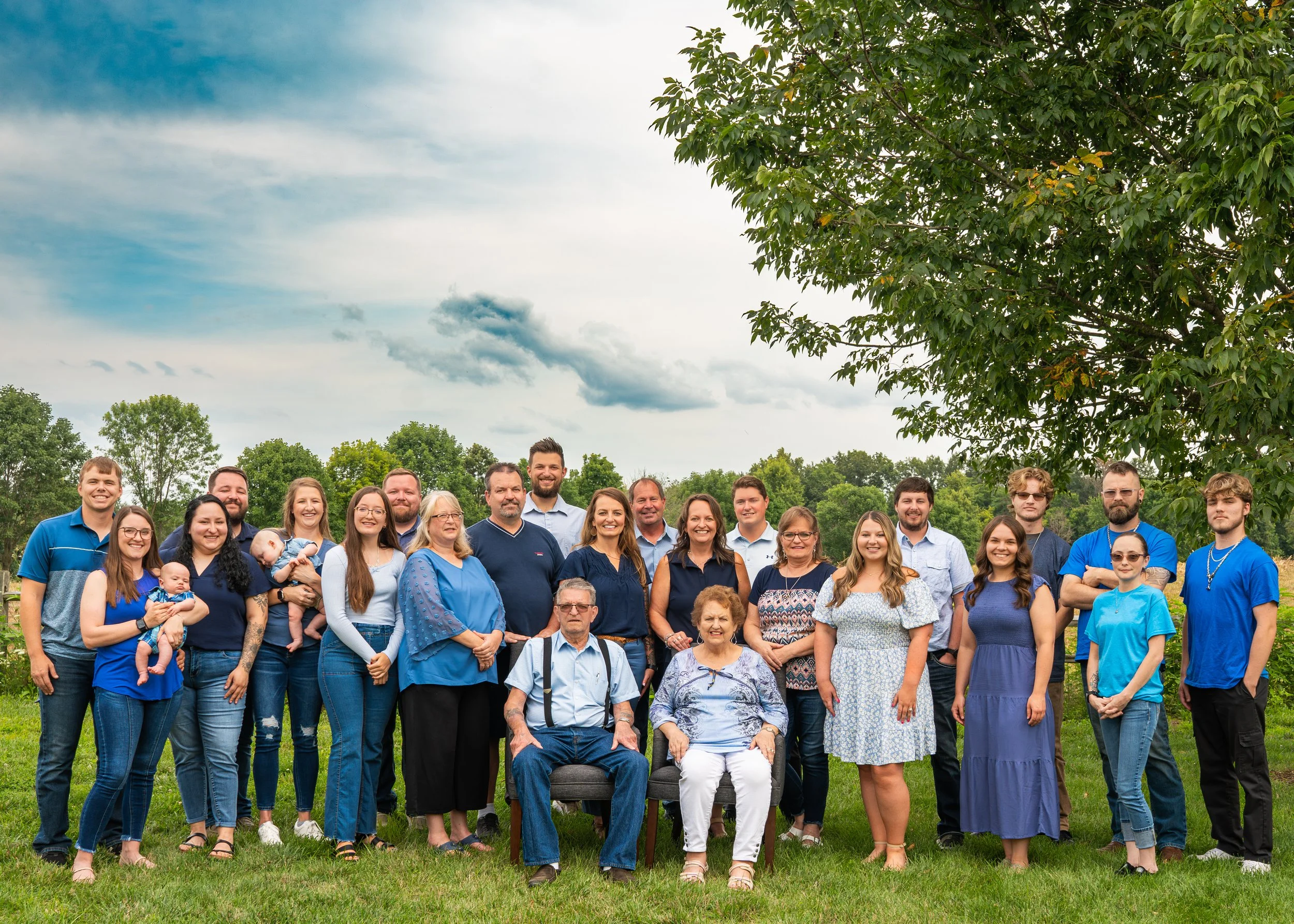 RoomsbergFam-134.jpg