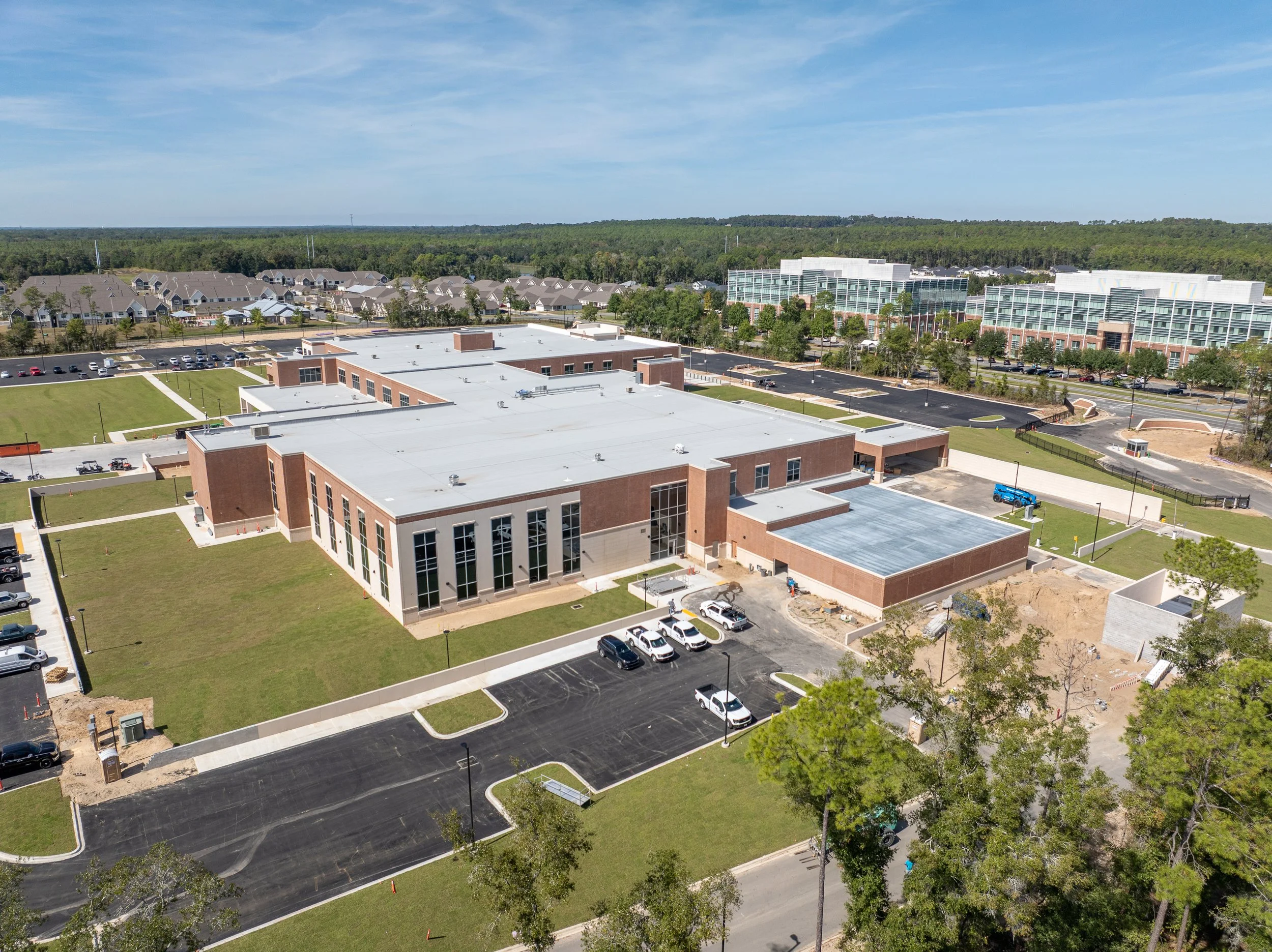 New Building - Facing Southeast @ 125' AGL
