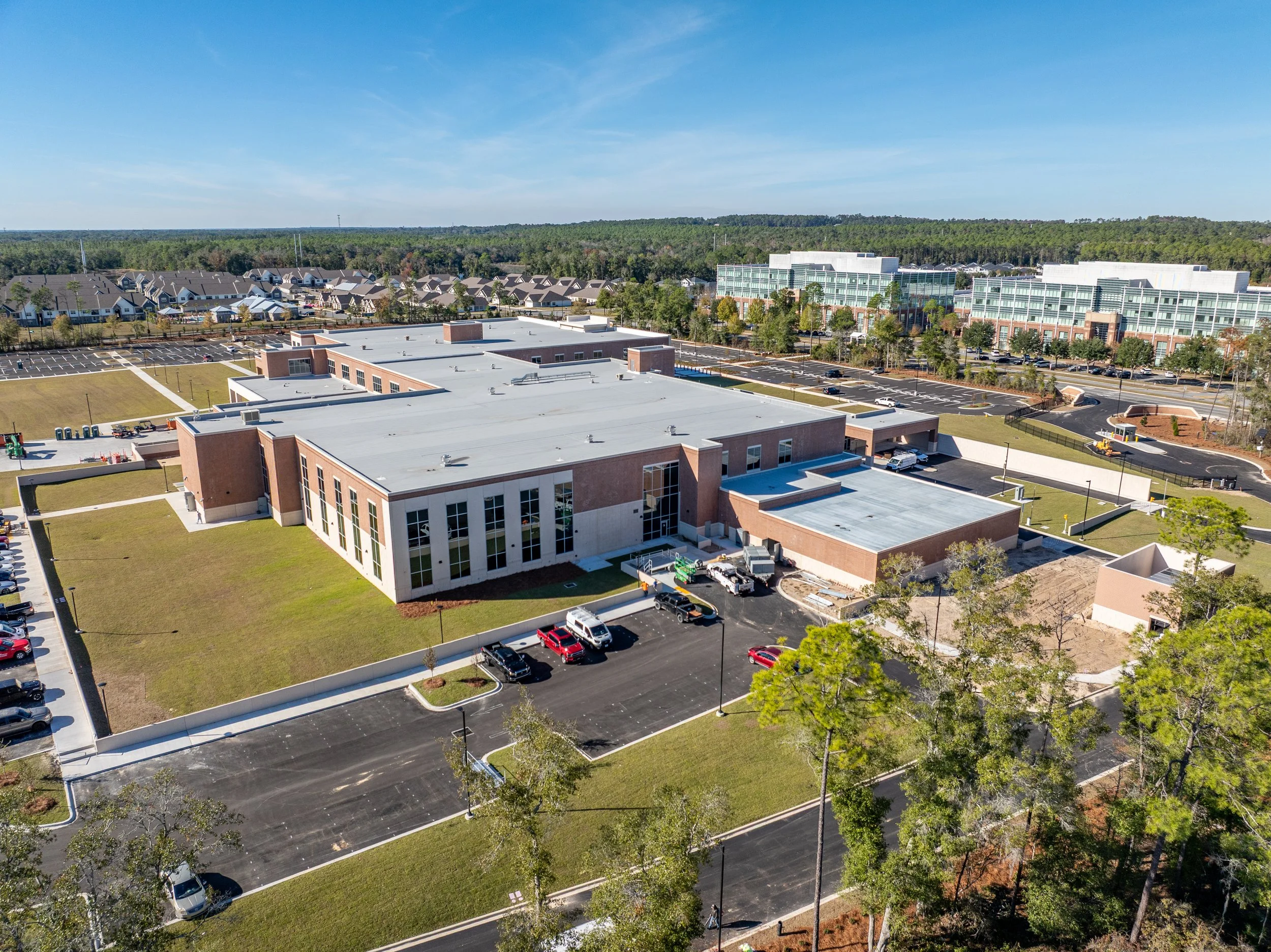 New Building - Facing Southeast @ 125' AGL