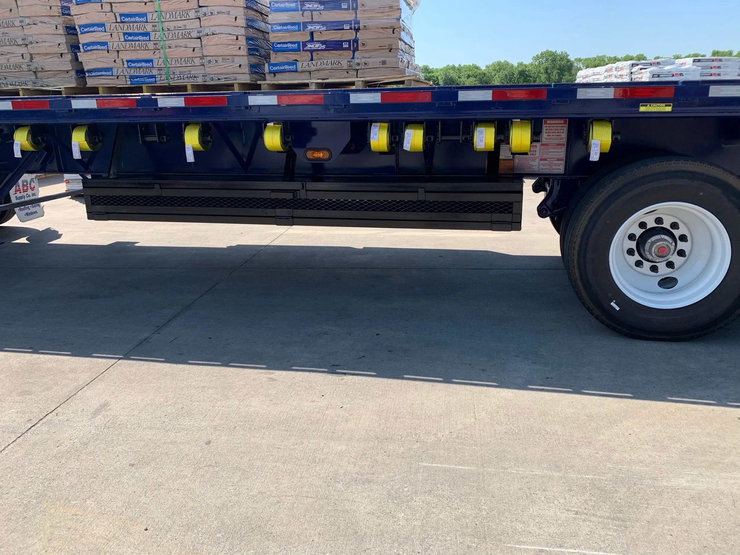 Final Tool Box installed under Semi-Trailer