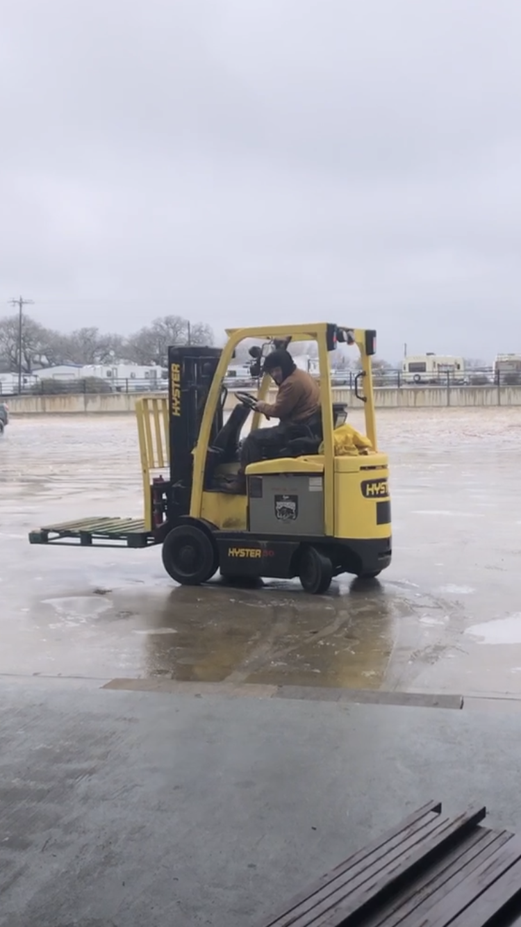 Sparkster In Action 16.PNG