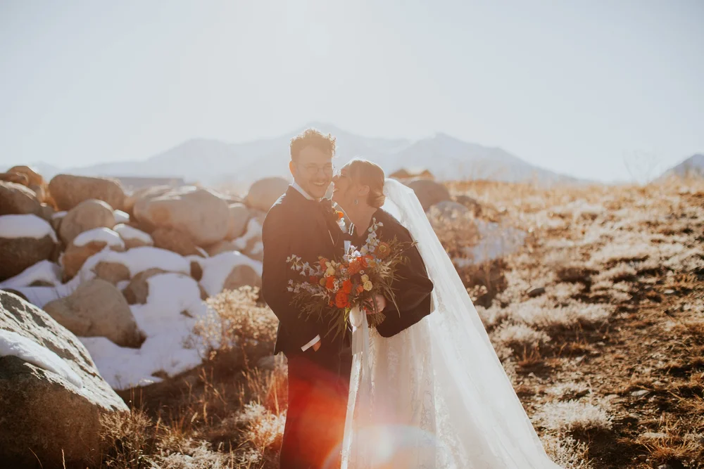 241117.EFC.GRACE.HENRY.WEDDING.SURF.HOTEL.COLORADO.FIRSTLOOK.137.jpg