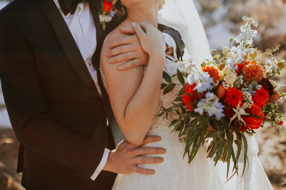 241117.EFC.GRACE.HENRY.WEDDING.SURF.HOTEL.COLORADO.FIRSTLOOK.154.jpg