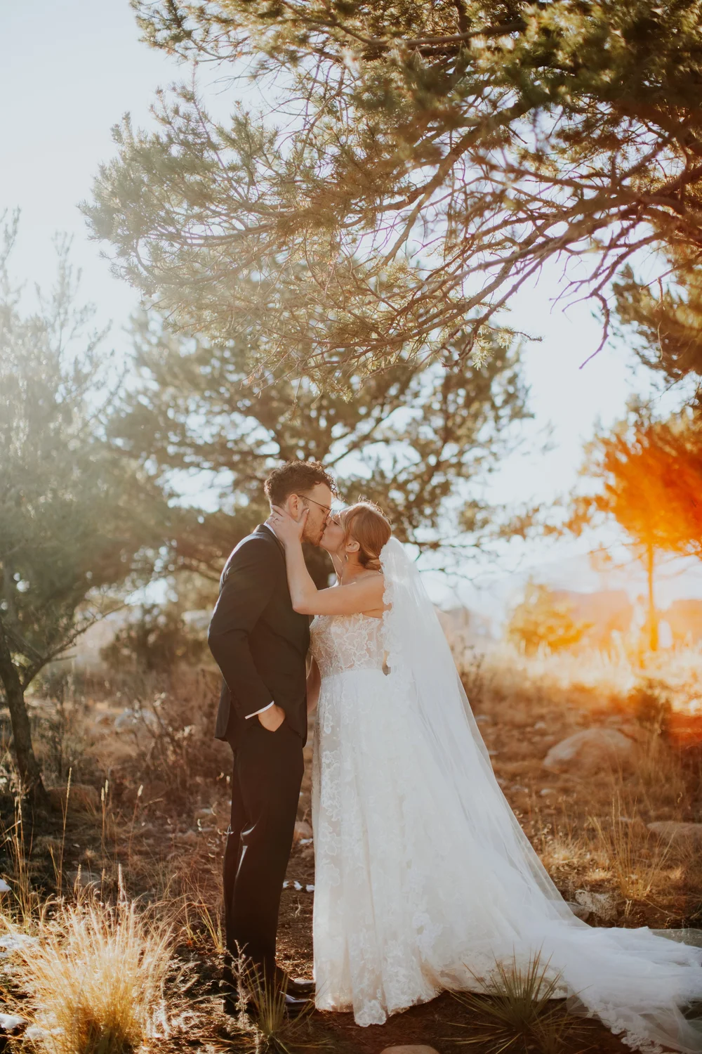 241117.EFC.GRACE.HENRY.WEDDING.SURF.HOTEL.COLORADO.FIRSTLOOK.216.jpg