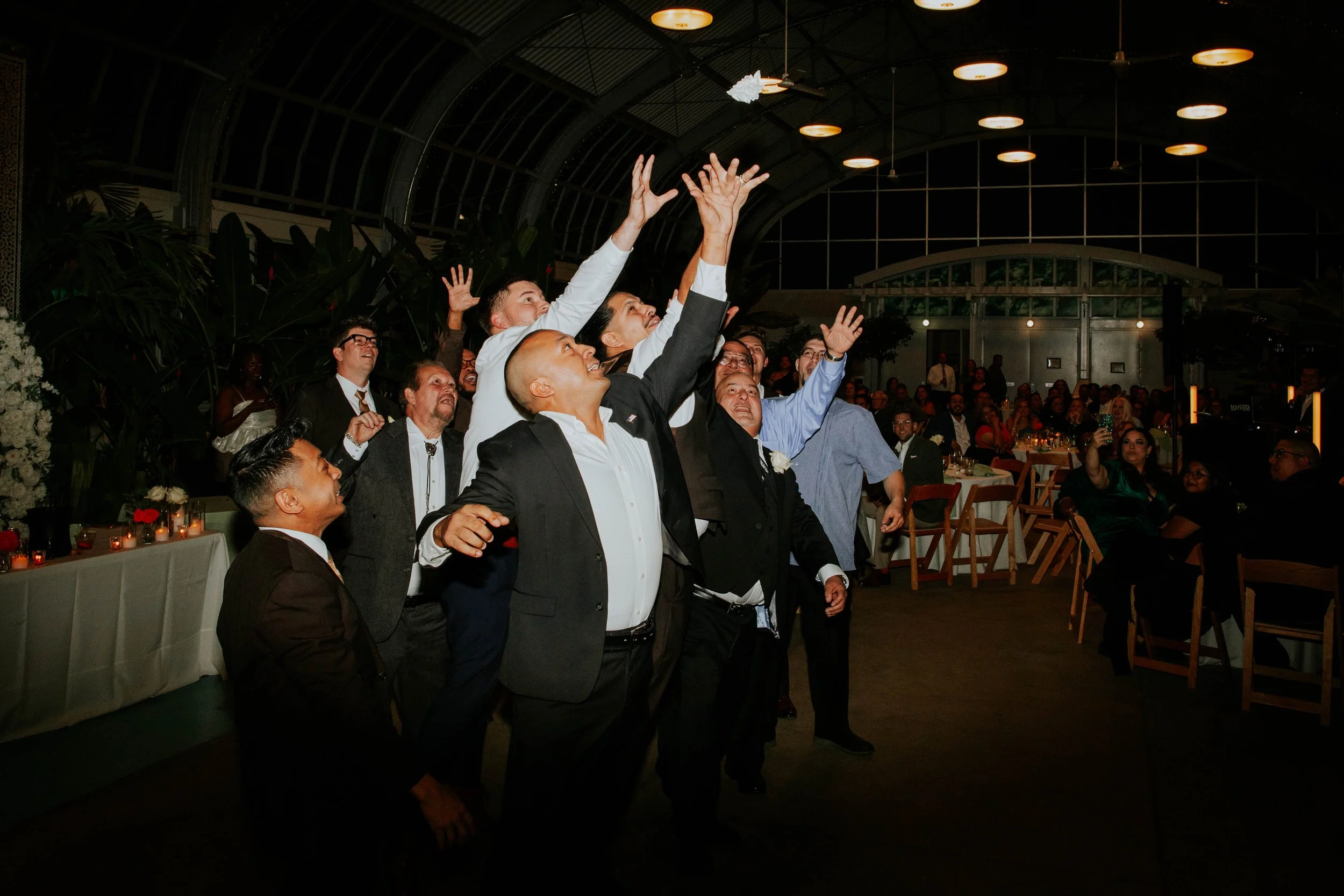 20251108.CHICAGO.EF.SAMMY.MIGUEL.WEDDING.FRAZIER.CONSERVATORY725.jpg