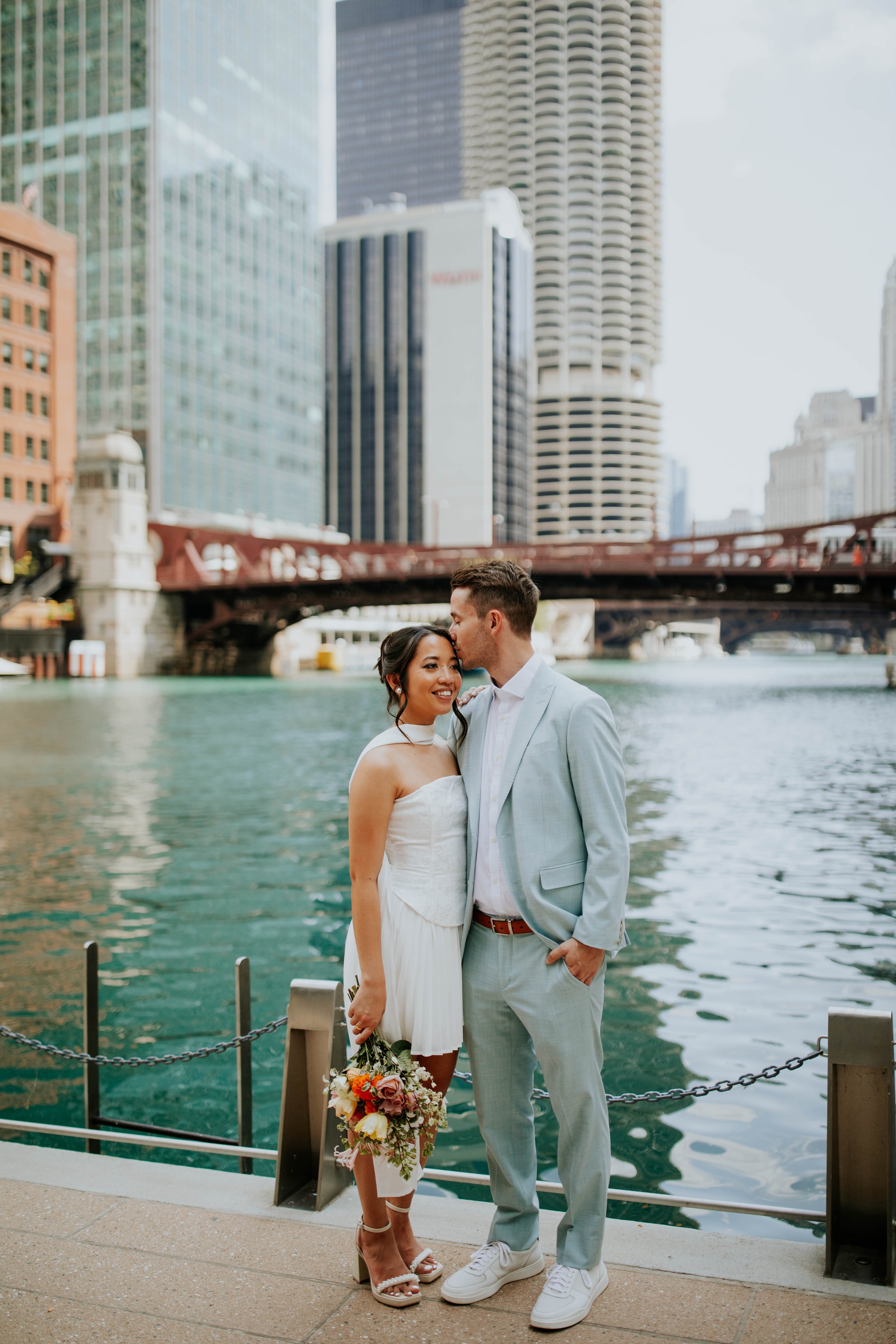 20250807.CHICAGO.EF.CAS.KYLE.ELOPEMENT.CITYHALL264.jpg