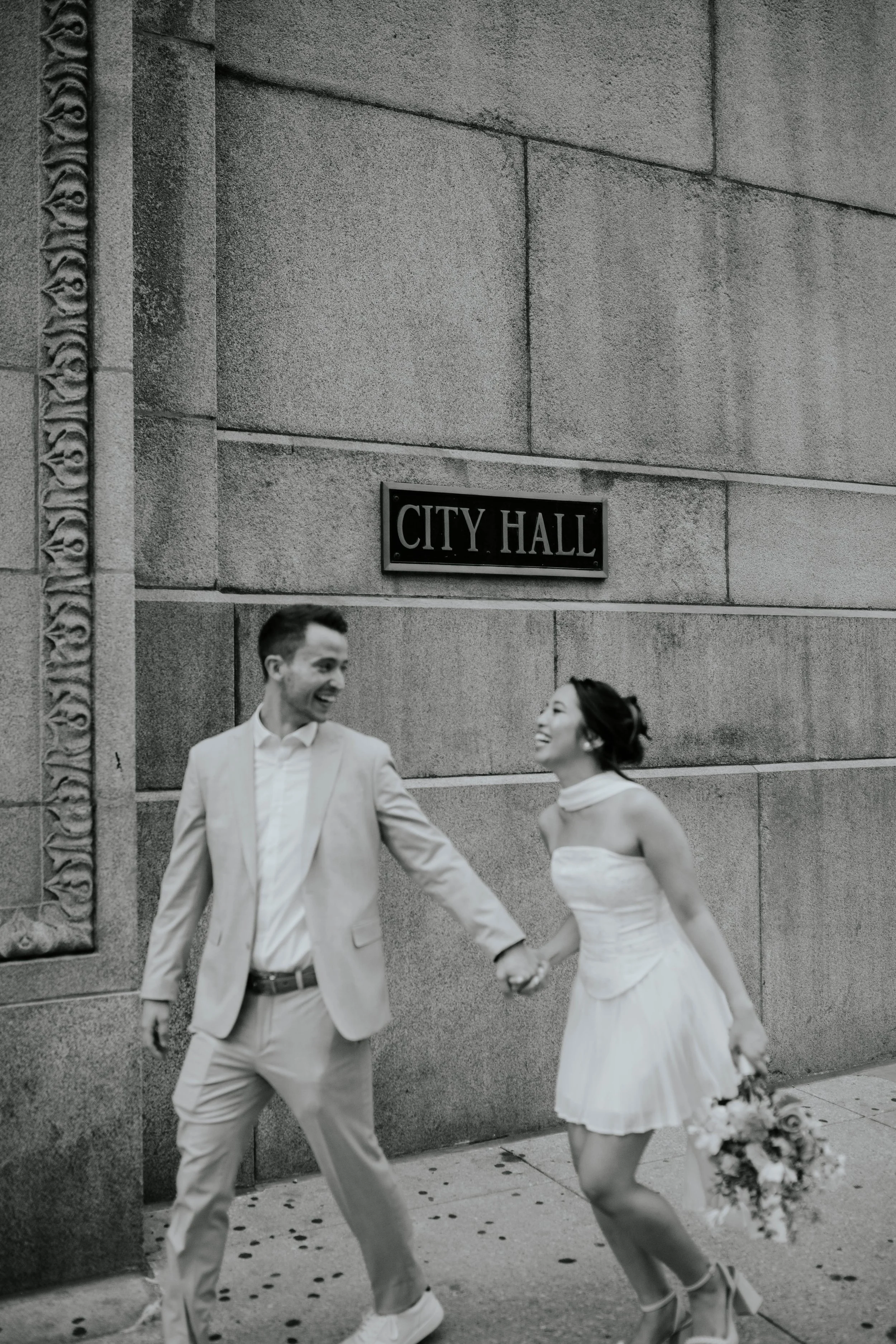 20250807.CHICAGO.EF.CAS.KYLE.ELOPEMENT.CITYHALL186.jpg