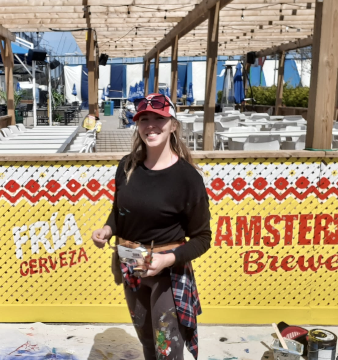 sacha painting amsterdam brewery fence.png