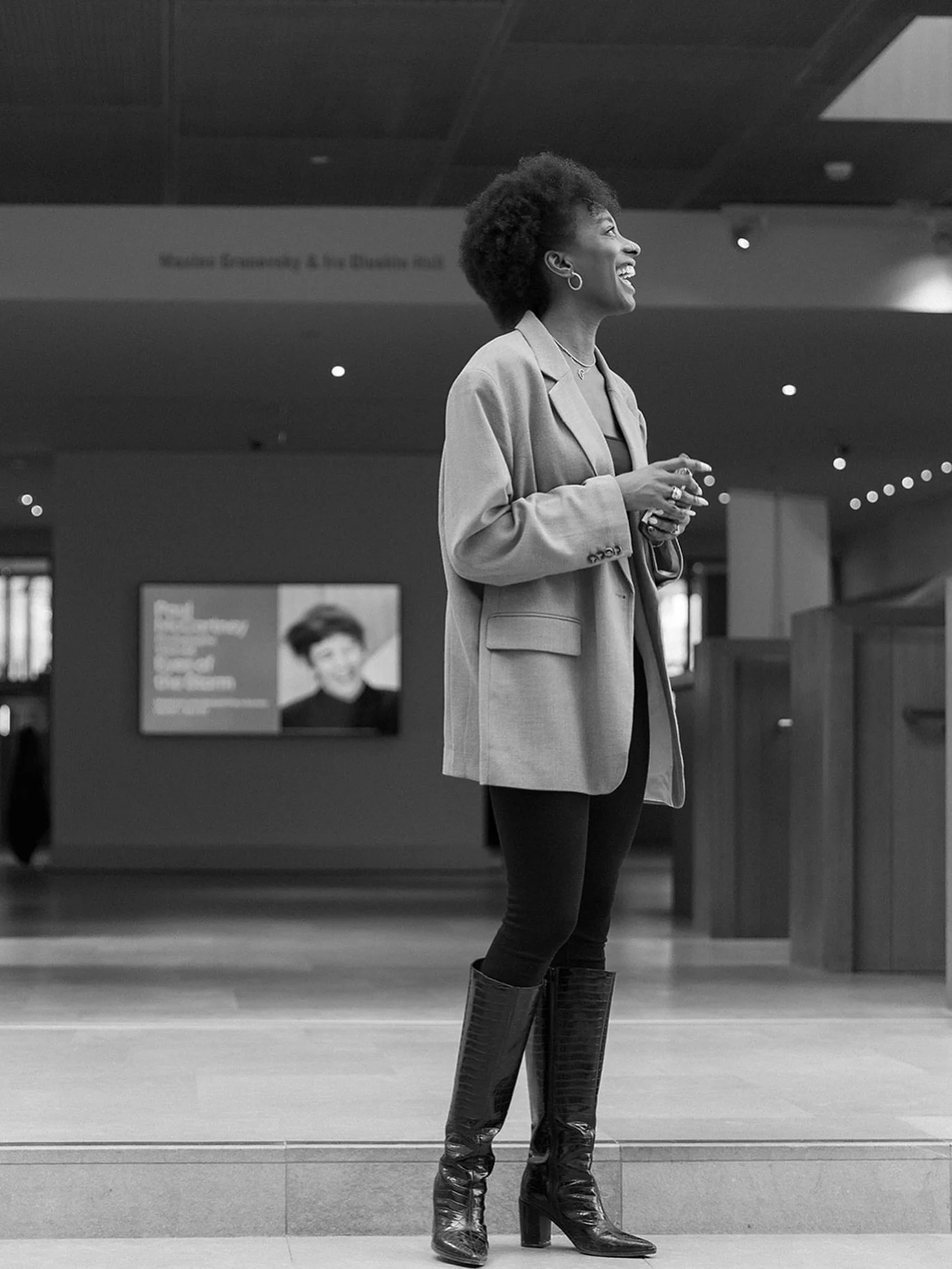 🇬🇧 The face of a wedding planner who will always care, will never be jaded &amp; will always make sure you ENJOY the process of saying &ldquo;I do&rdquo; ✨

Thank you @luxurymomentphotography for capturing this moment!

-
🇫🇷 Le visage d&rsquo;une