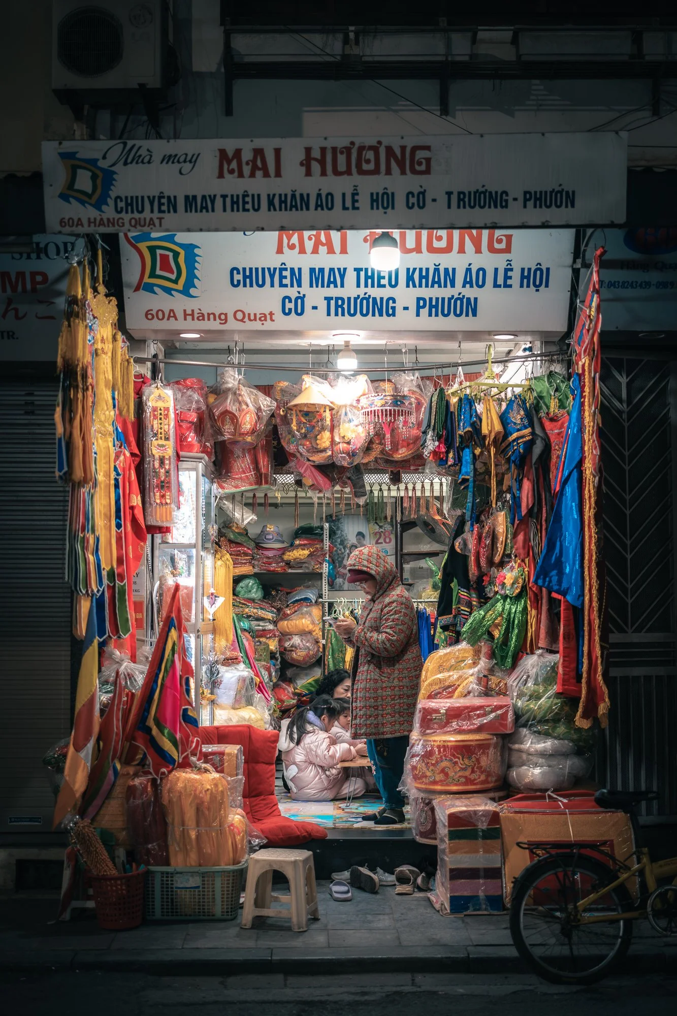 Hanoi night market