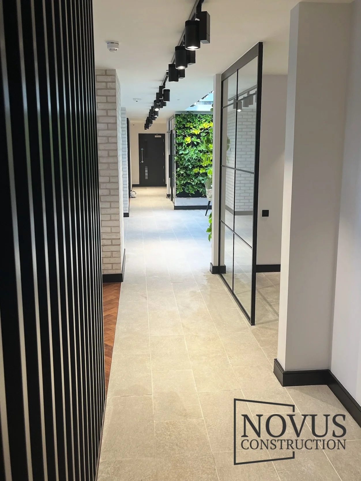 Lobby upgraded in West London to give a smarter, more stylish, airy feel! 

✅ Fire doors
✅ Room dividers 
✅ Crittall-style doors 
✅ Fresh flooring 

#ConstructionManagement #SiteSupervision #ProjectManagement #BuildProgress #OnSite #ConstructionUpdat