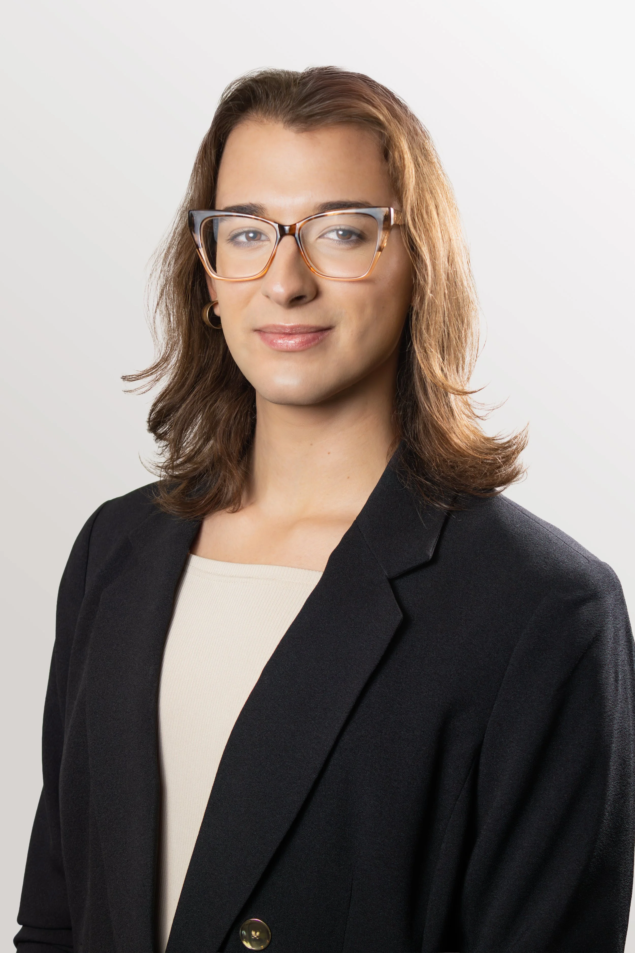 Why Real Headshots Still Matter: A Session with Dallas Realtor Prestin