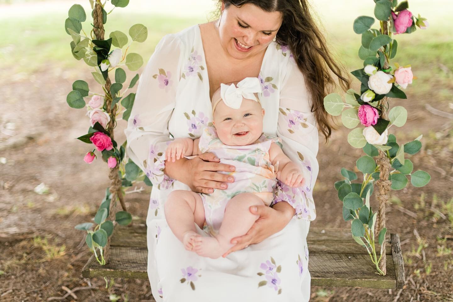 Another evening of mommy &amp; me minis! #danazarinphotography 
.
.
.
.
.
.
.
.
.
.
.
.
.
.
.

.
.

.
#mommyandme #motherhood #nj #njphotographer #southjersey #southjerseyphotographer #njfamily #njfamilyphotographer #southjerseyfamilyphotographer #nj