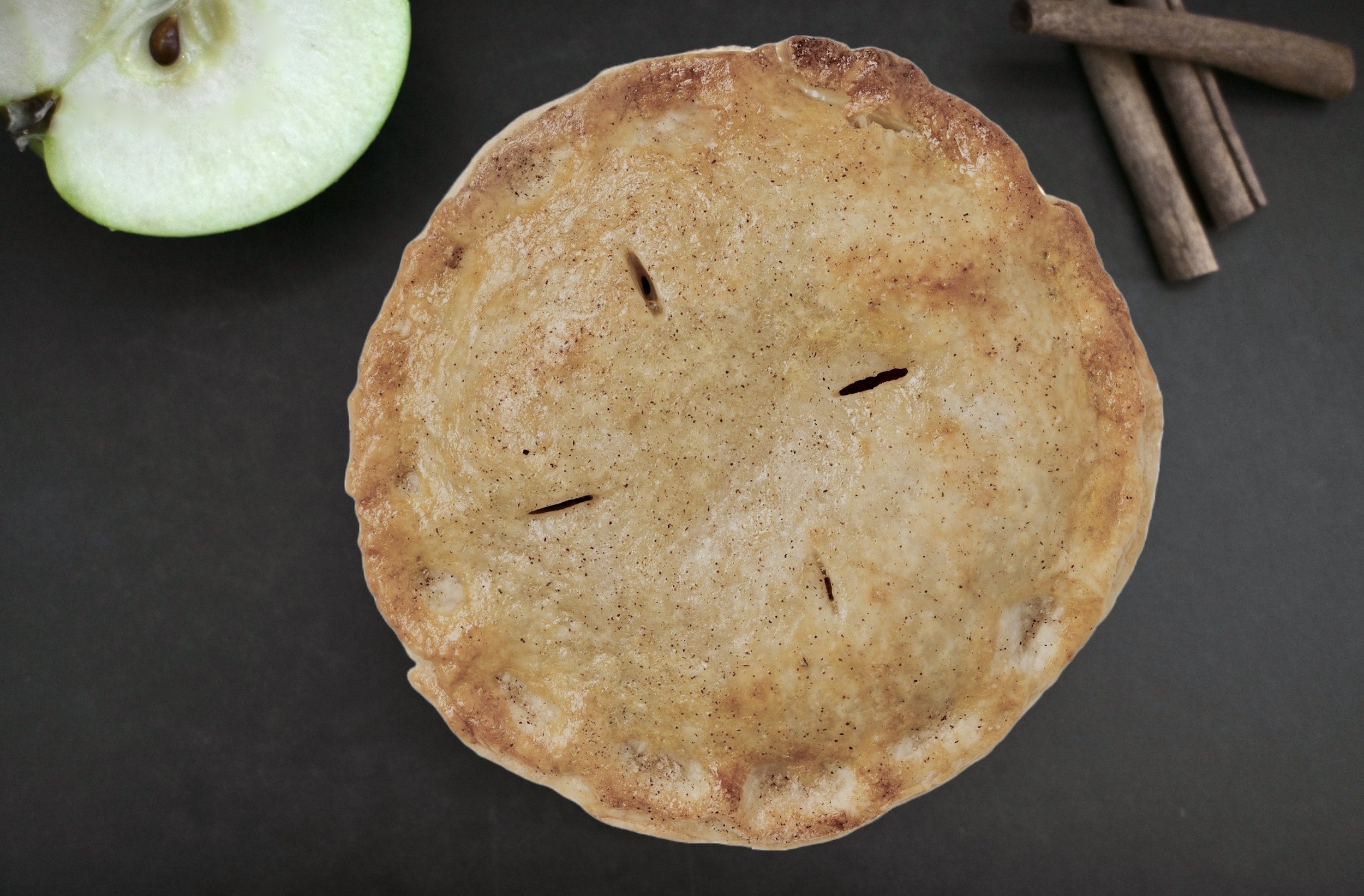 Range&Co - Apple Pie Overhead.jpeg