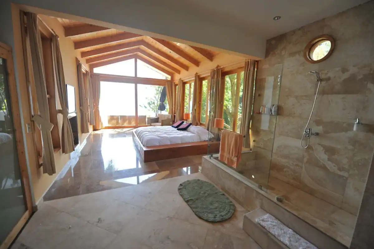 airbnb-lakeside-_0007_402af2a6_original.webp.png