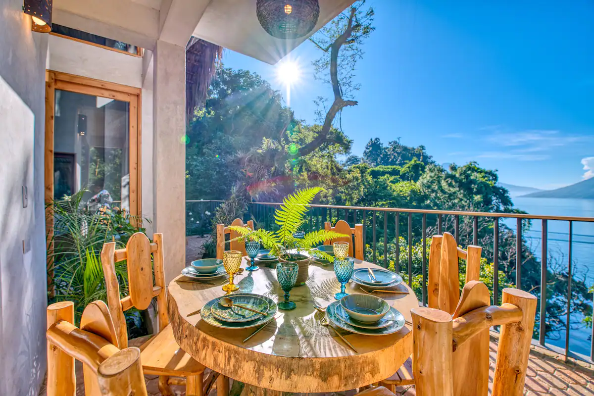 airbnb-san-marcos-jacuzzi_0015745fbfa6-d342-4e4a-9e43-8b41030715c1.webp.png