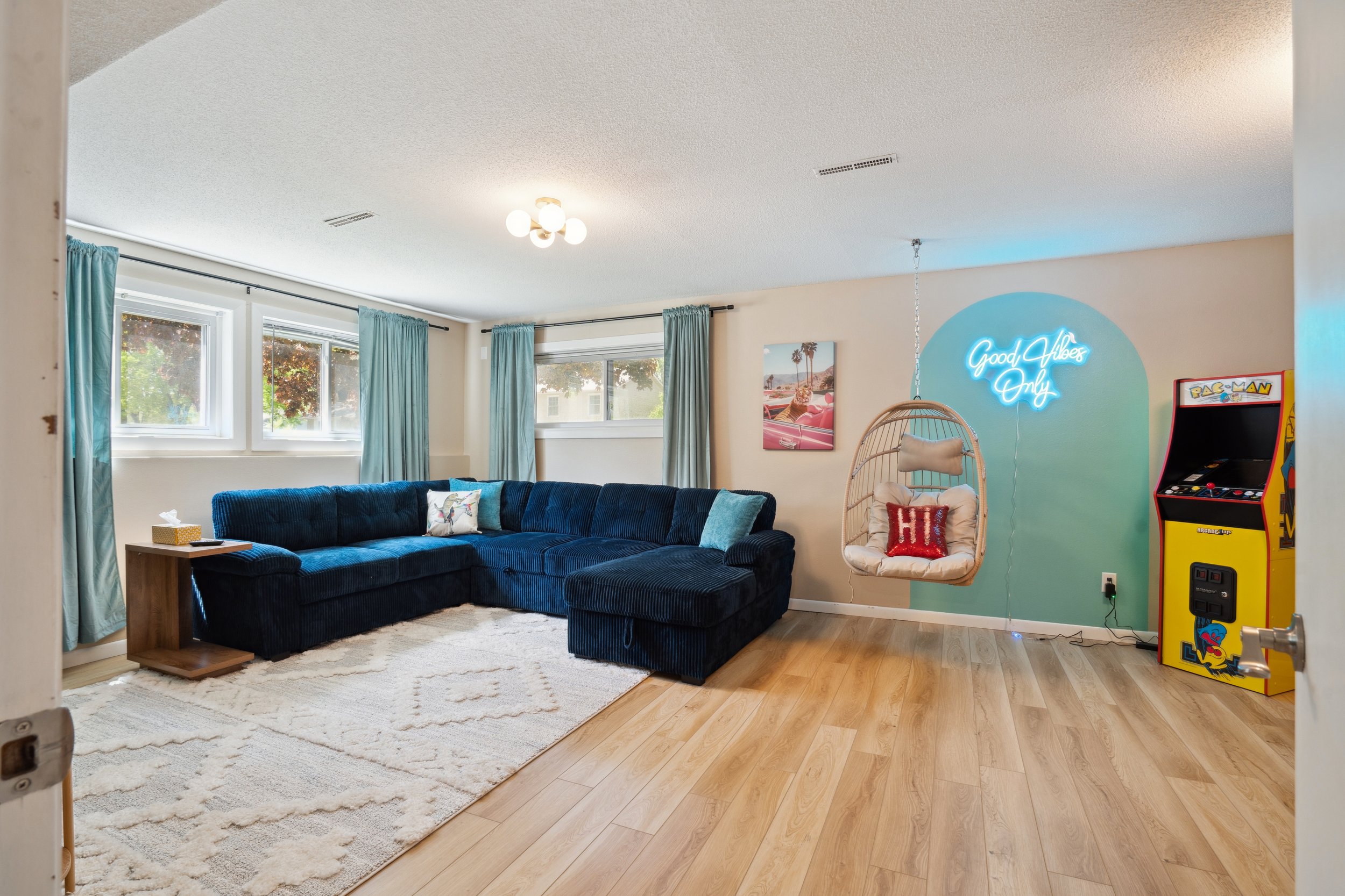 173_747 Wheaton Rd.jpg