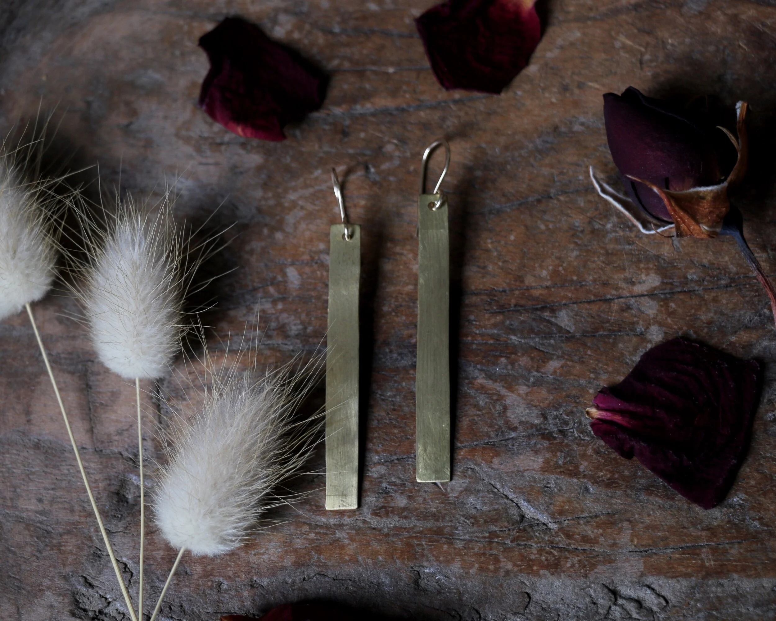 Bia Earrings - Brass