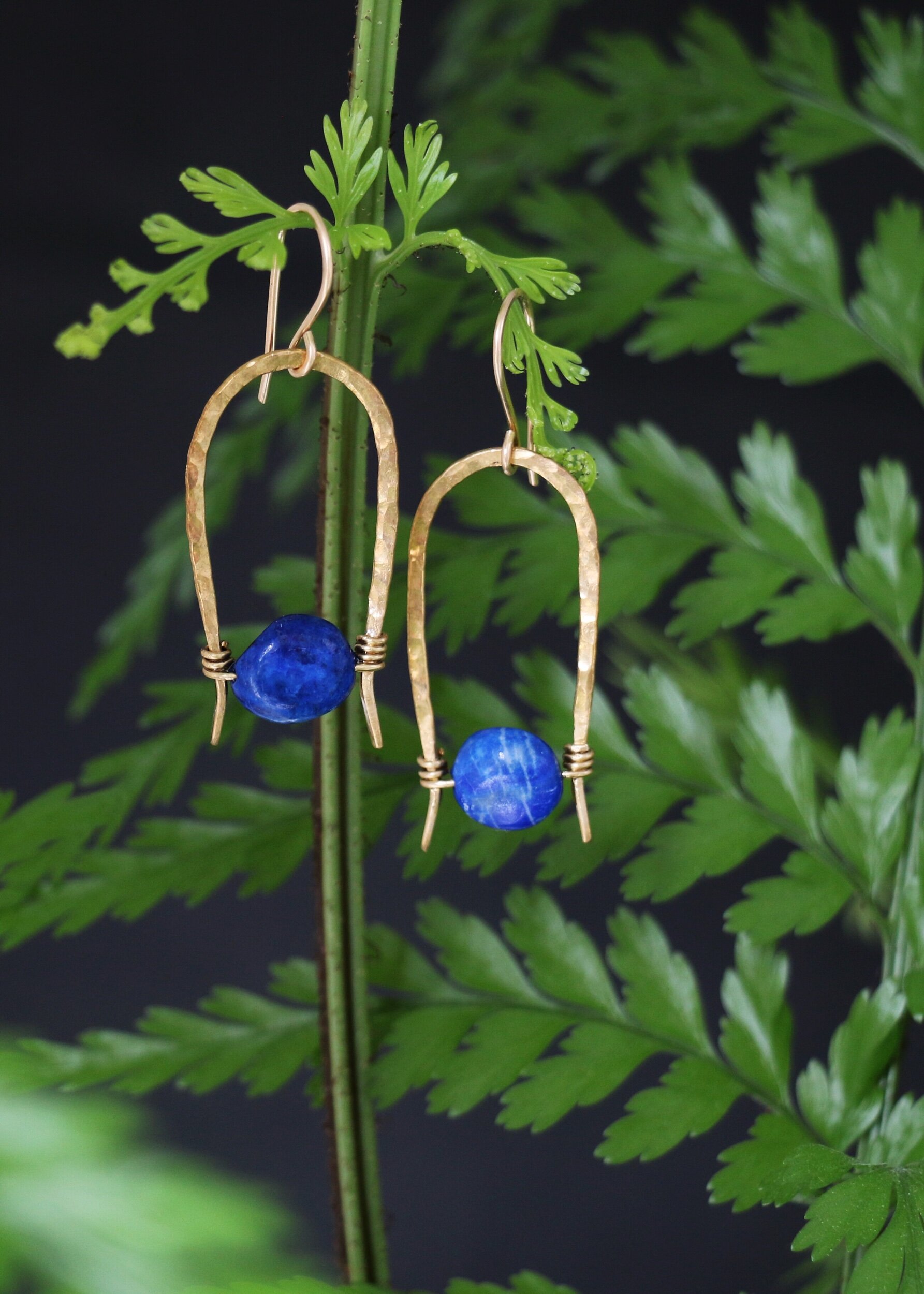 9521D924-59A1-4830-B689-591E8469E3C8