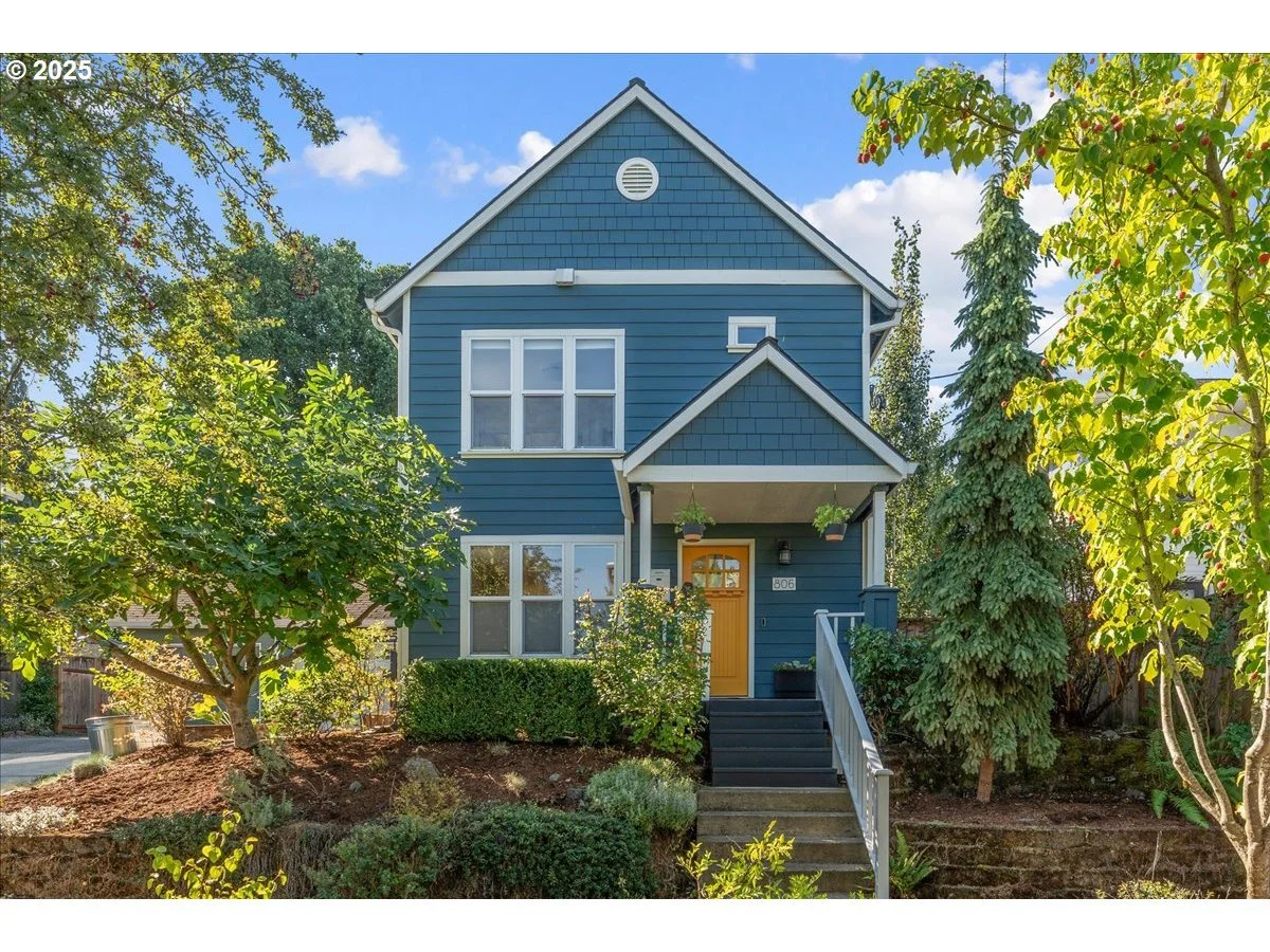 SOLD - 806 NE Failing St, Portland, OR 97212