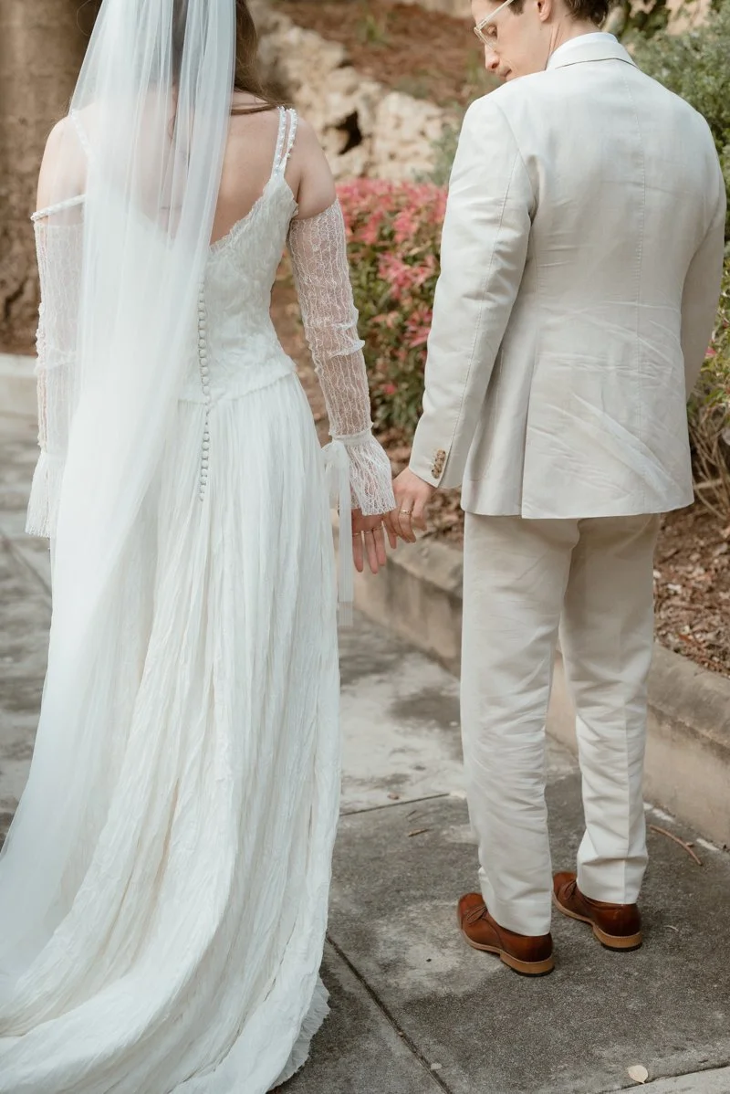Taylor & Jamie Sneak Peaks-82.JPG