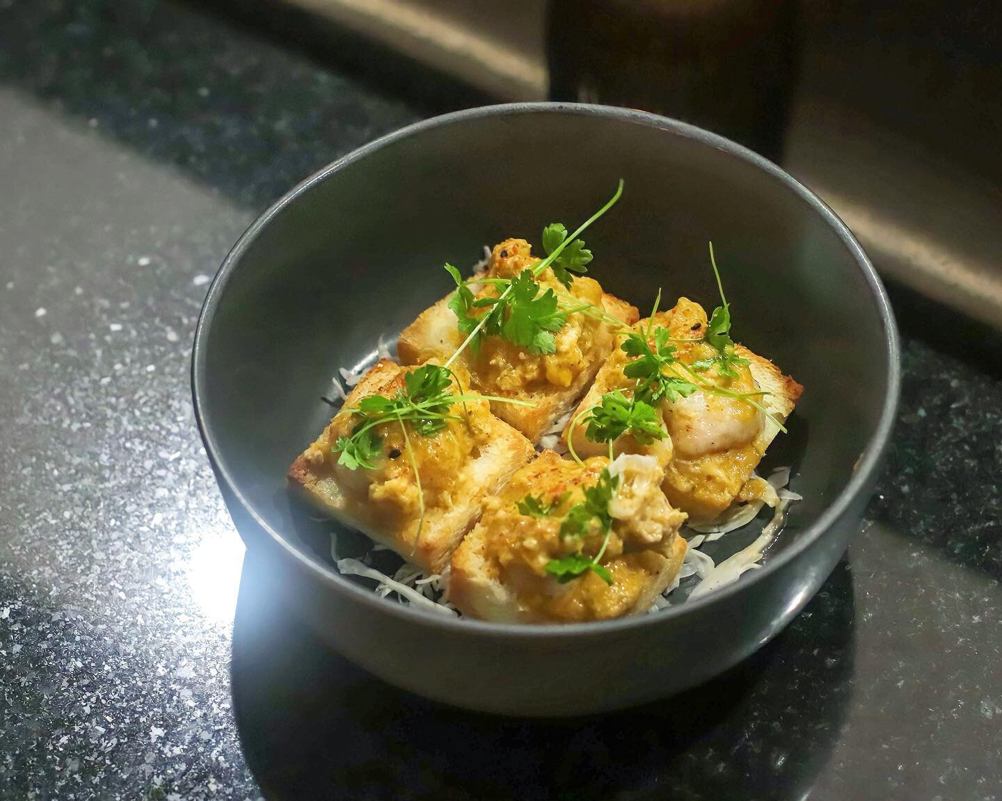 🚨 Attention all foodies! 🚨 Did you know that we've expanded our menu at #Hitokuchi? We're excited to introduce our new &quot;Toast&quot; section, featuring delectable dishes such as the Shrimp and Crab Pan Roast with Black Tiger Shrimp paste and Ca