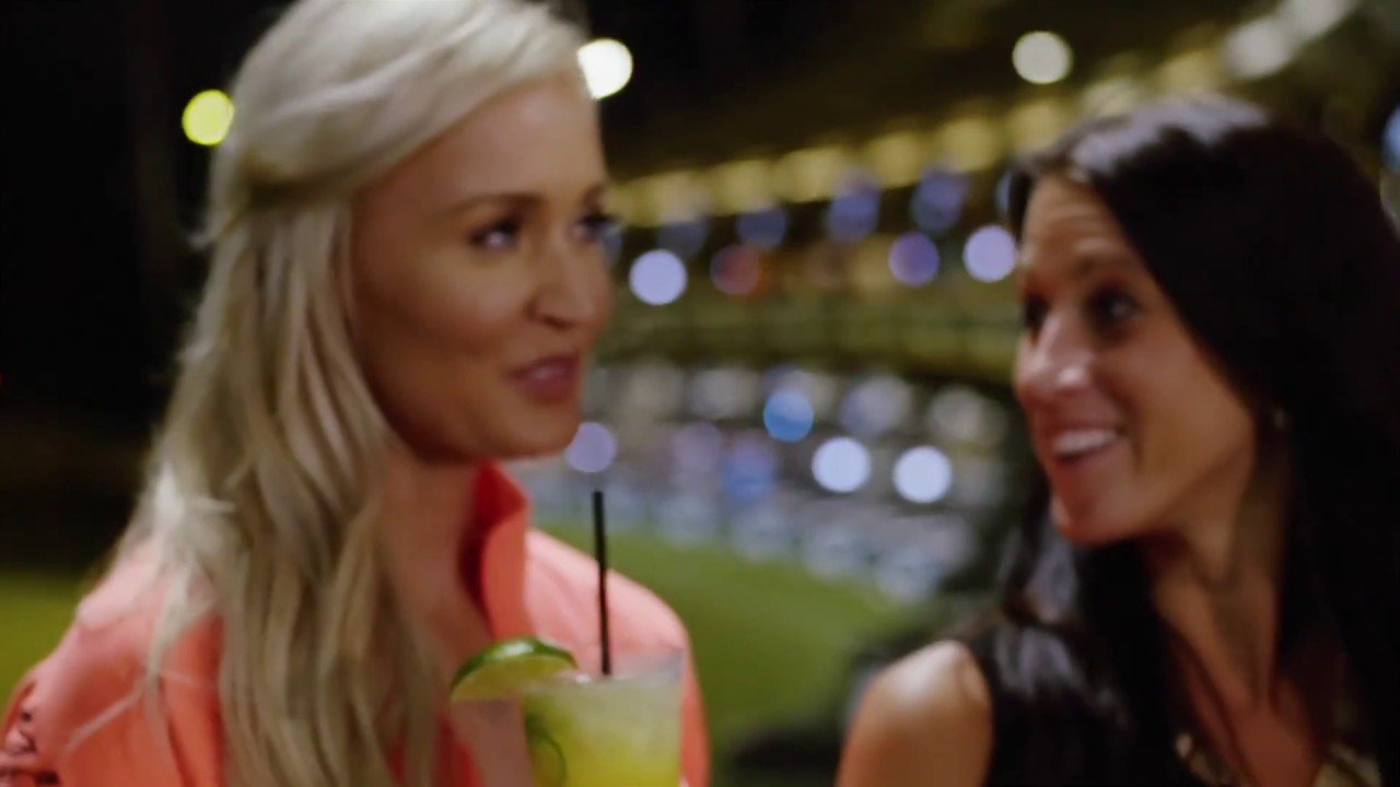 Guests at the Thrillist x LunAzul Tequila Tee Off at Topgolf Dallas, event video by Alex Kinter