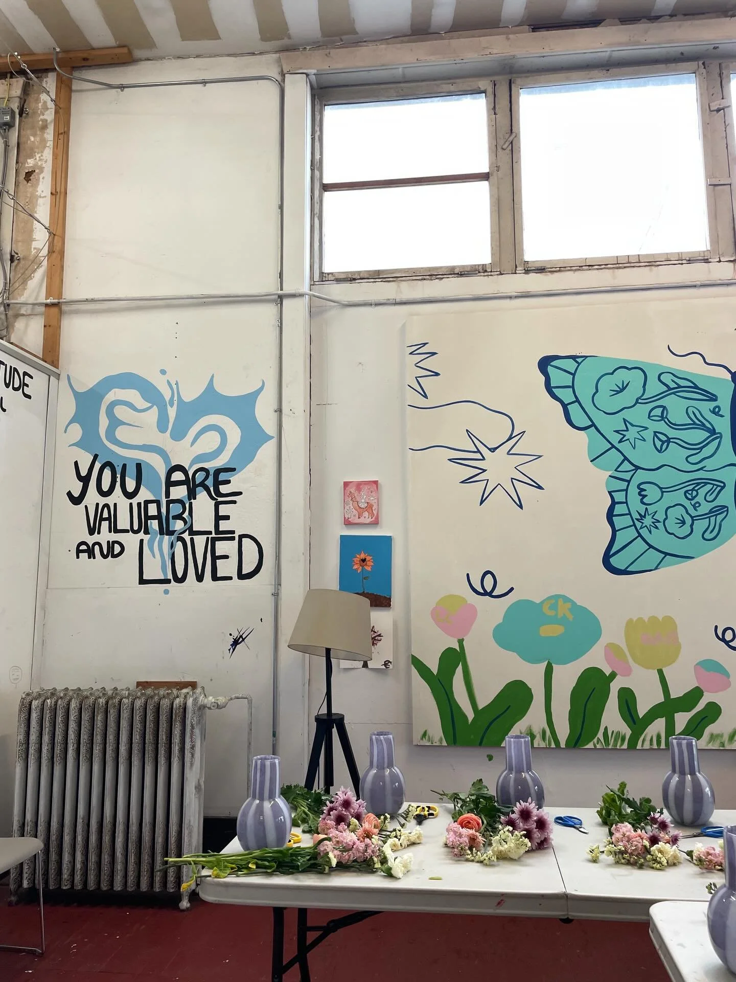 Wrapped up another year of workshops with seniors and juniors, and it&rsquo;s been the best. Filled with many special moments unseen here, it&rsquo;s been so sweet to use flowers in a way that fosters community and creativity together. I&rsquo;m exci