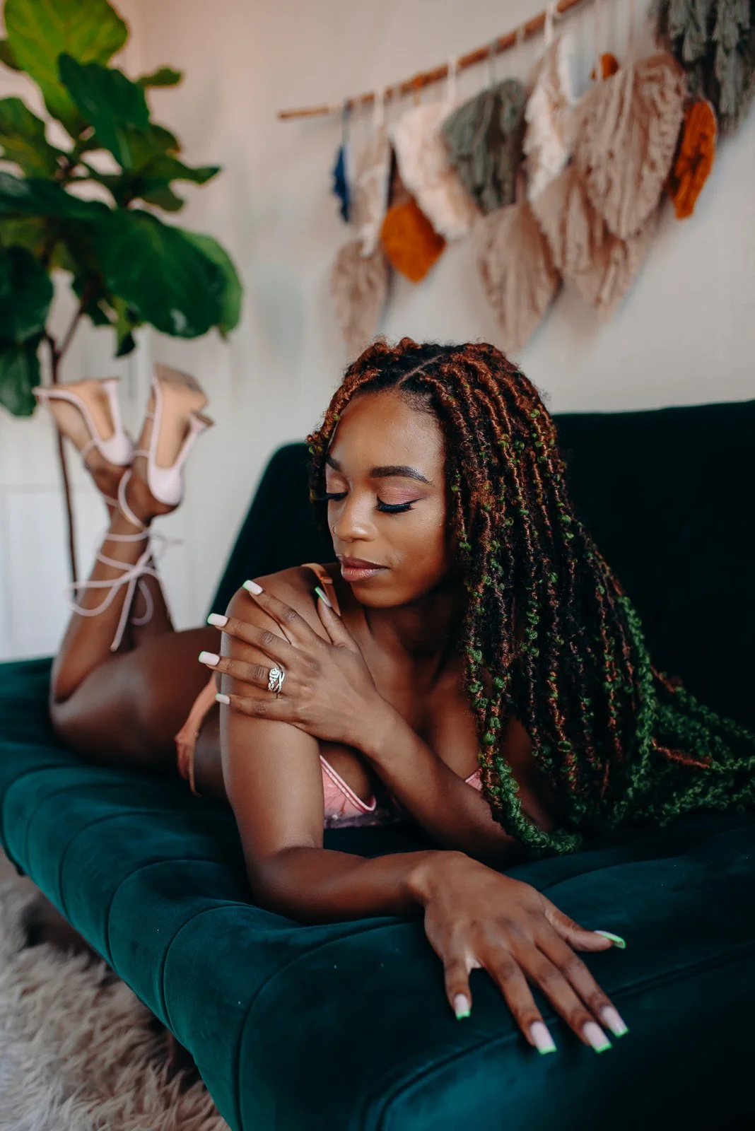 KaylaBoudoir_socialmedia (20 of 48).jpg