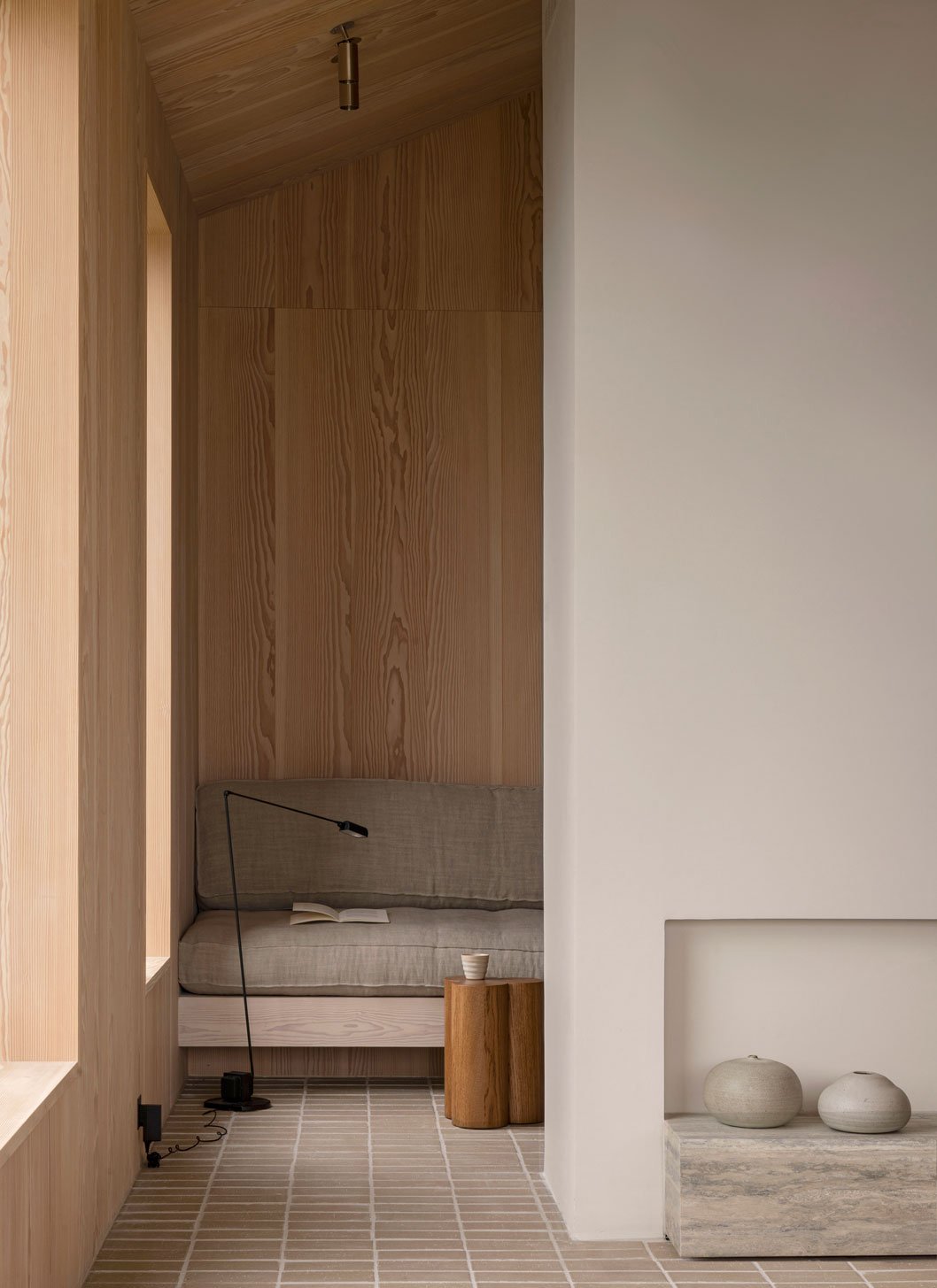 Norm-Architects_HEATHERHILL-BEACH-HOUSE_2023_JBP_24.jpg