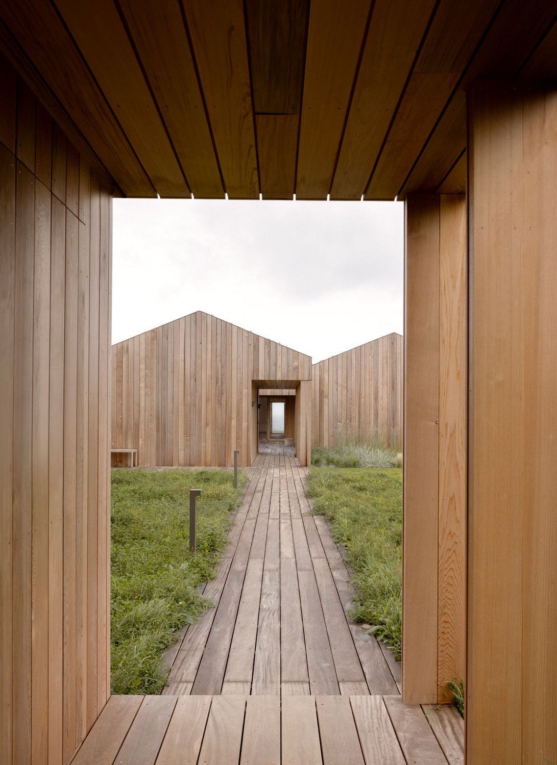 Norm-Architects_HEATHERHILL-BEACH-HOUSE_2023_JBP_53.jpg