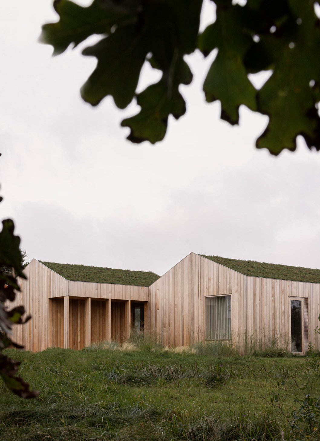 Norm-Architects_HEATHERHILL-BEACH-HOUSE_2023_JBP_59.jpg