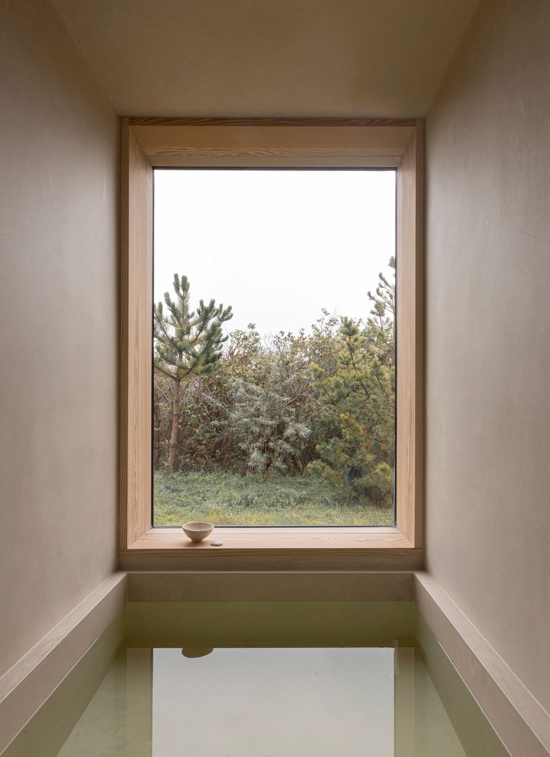 Norm-Architects_HEATHERHILL-BEACH-HOUSE_2023_JBP_35.jpg