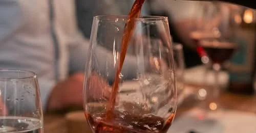Vin og Samtale