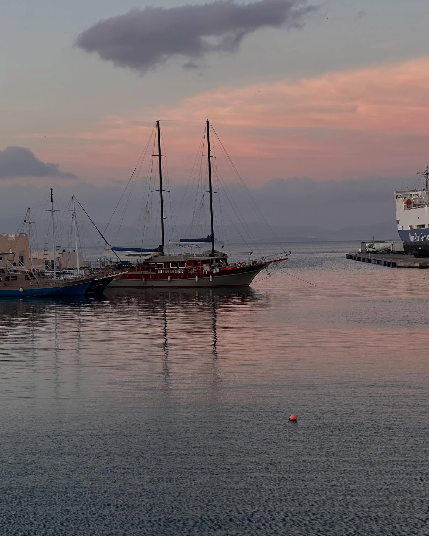 And just like that, the season has begun! _____________________________________ #summeringreece🇬🇷 #summervibes #2025vacation #yachtcharter #greekislands #kos #athenayachting