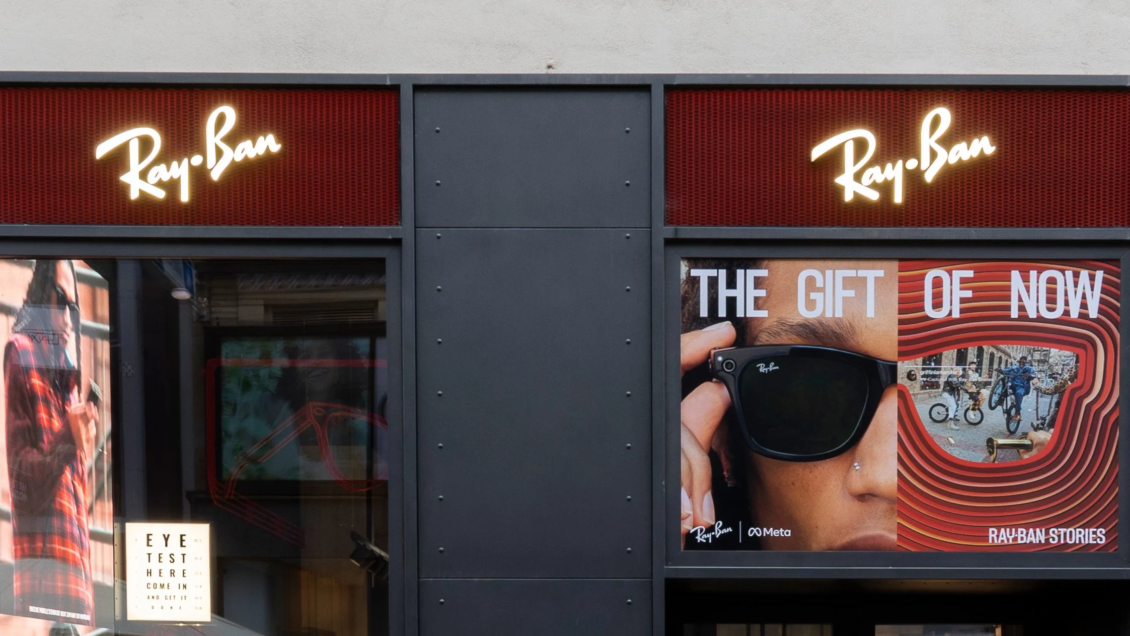16zu9_BWM_RayBan_KS_Fassade_03_Ausschnitt©bwmretail.jpg