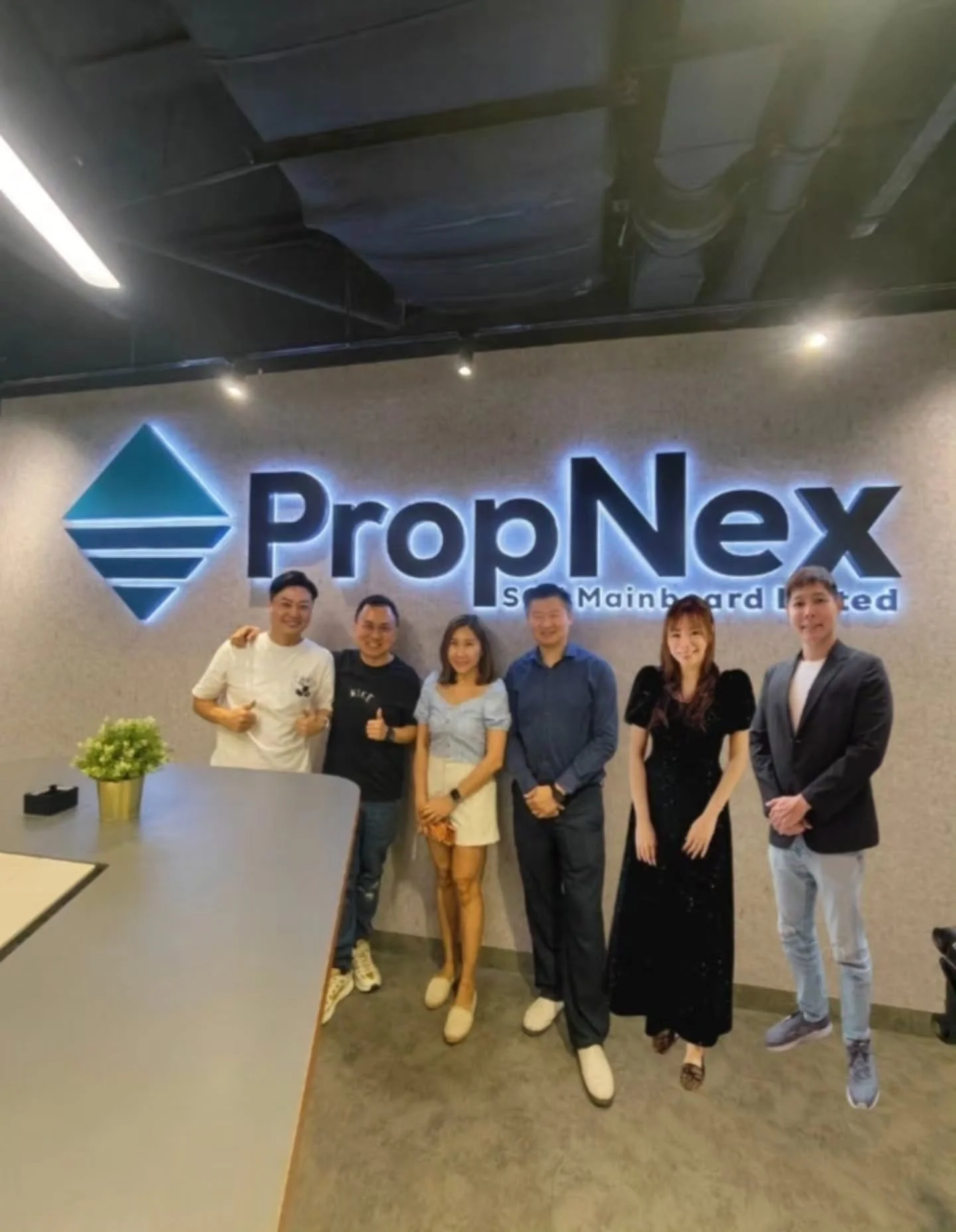 Yes, we have moved to PropNex under the great Leadership of Matt Lam !!🤗🤗

It&rsquo;s not just about building a team&mdash;it&rsquo;s about building the right team and Creating Partnership 🤝✨

In Edmund Lim Division, we believe that true partnersh