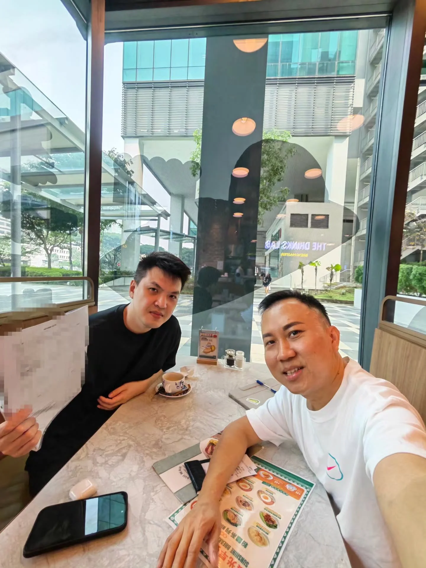 Why pay 1% commission when you could do it yourself for "free"? 🤔💸

Here is why "saving" on an agent fee often ends up costing you thousands more.

My HDB buyer engaged me knowing that buying a home isn't just about browsing por