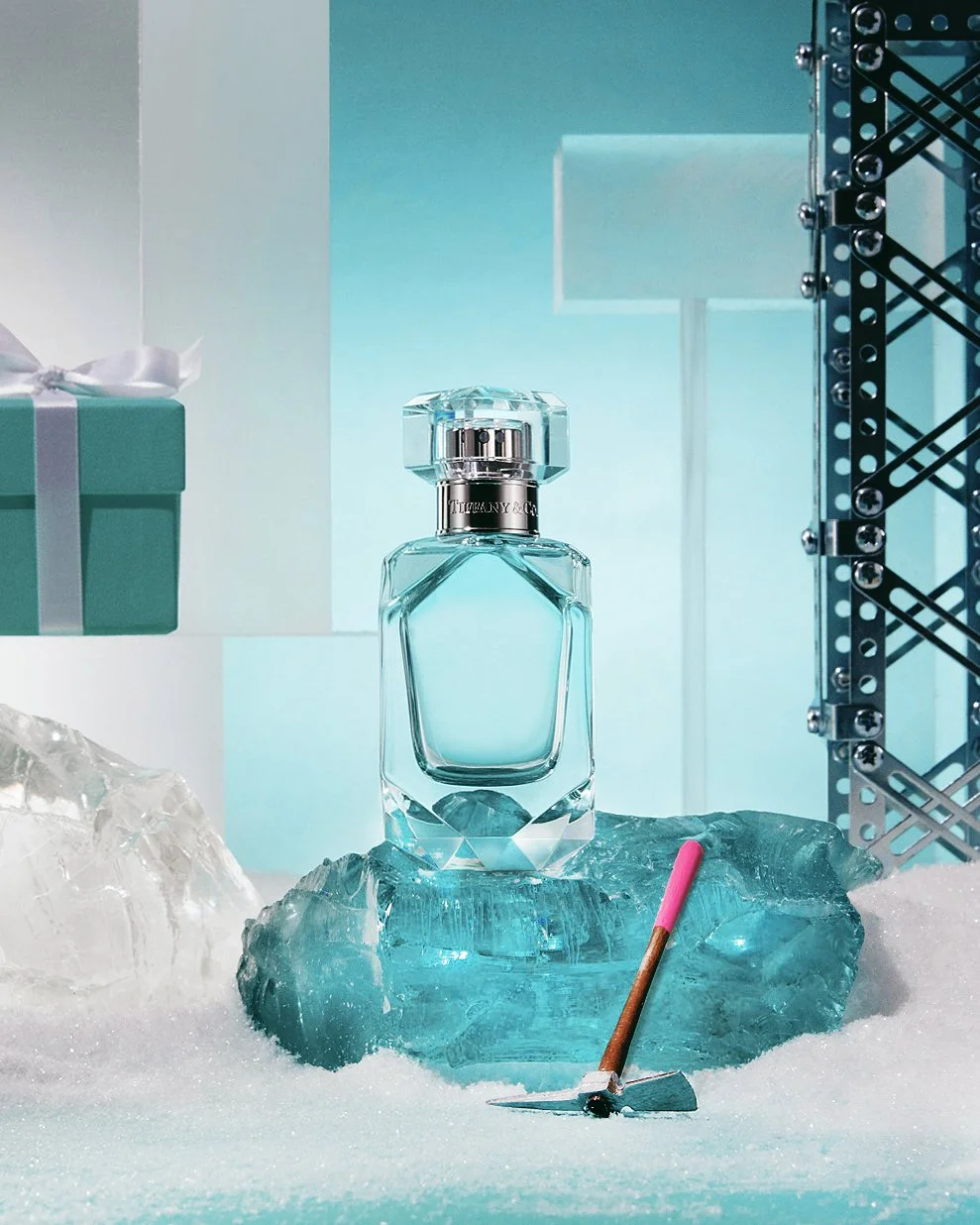 Holiday Social Cropping Guidelines3.jpg